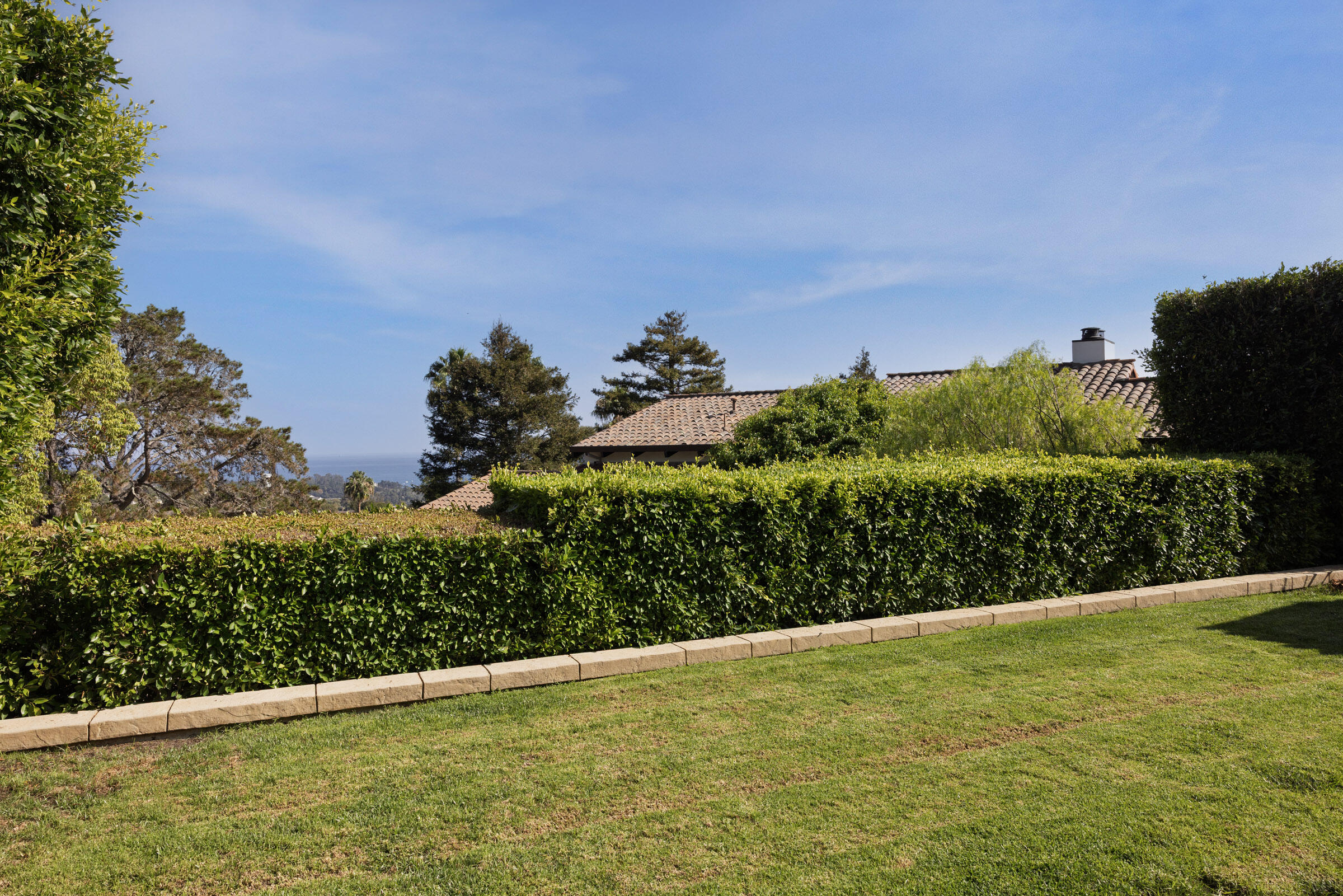 11 Pueblo Vista Road
