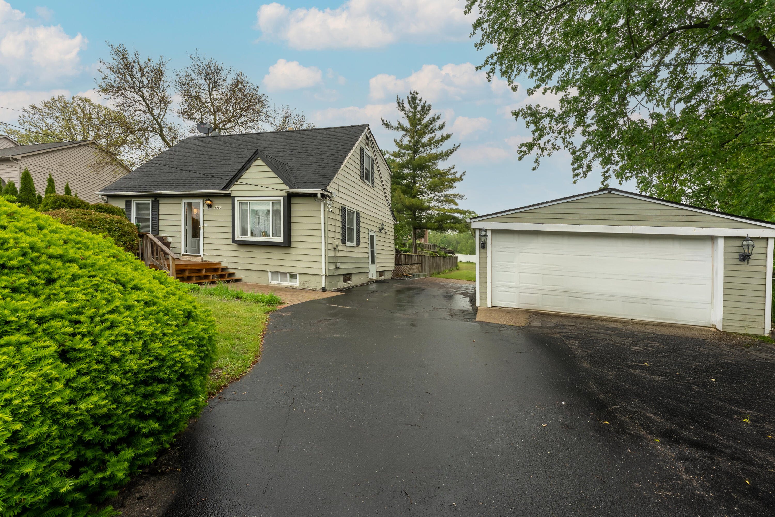 3300 Ellenboro Drive