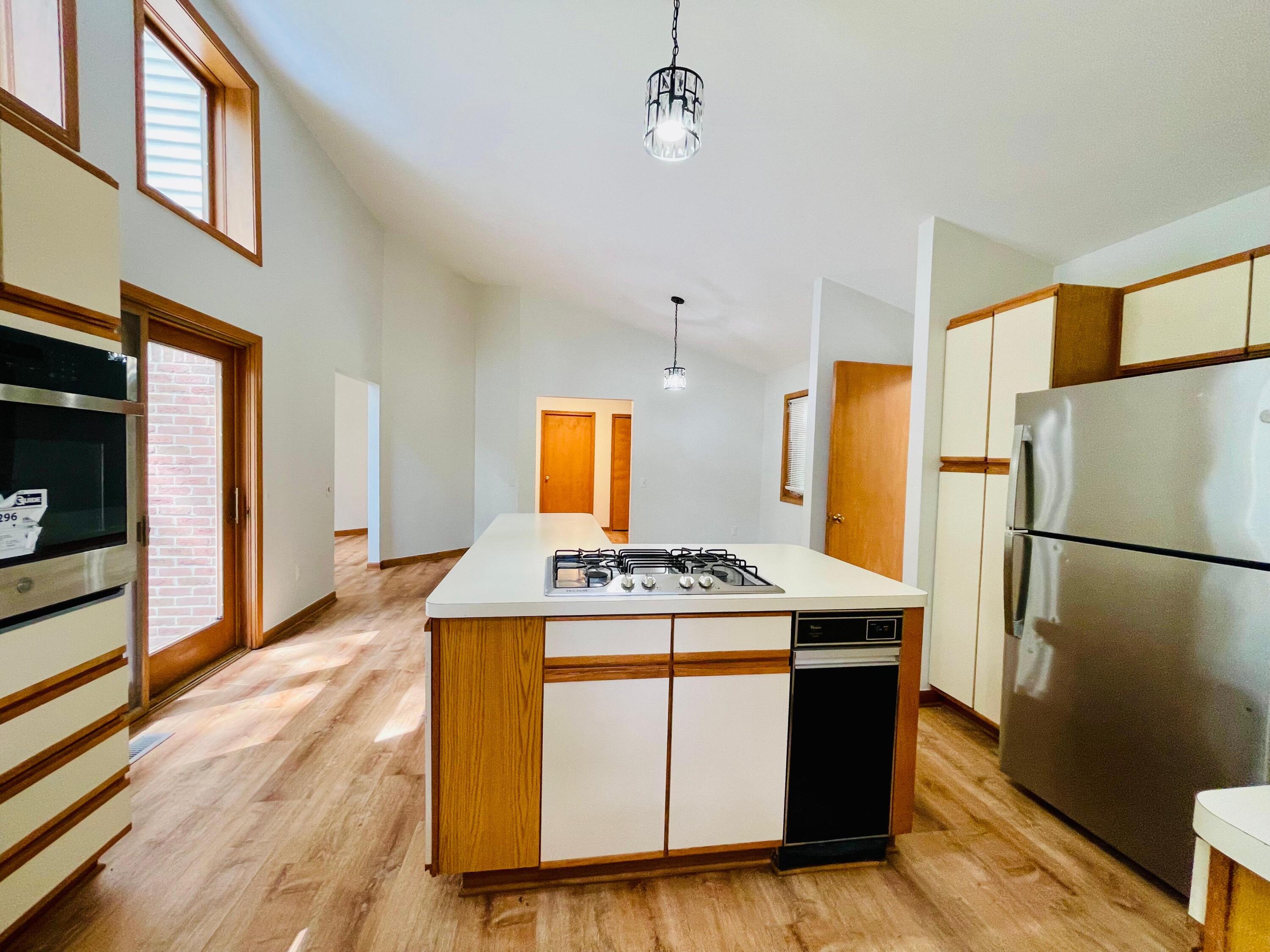 28118 Forestbrook Drive