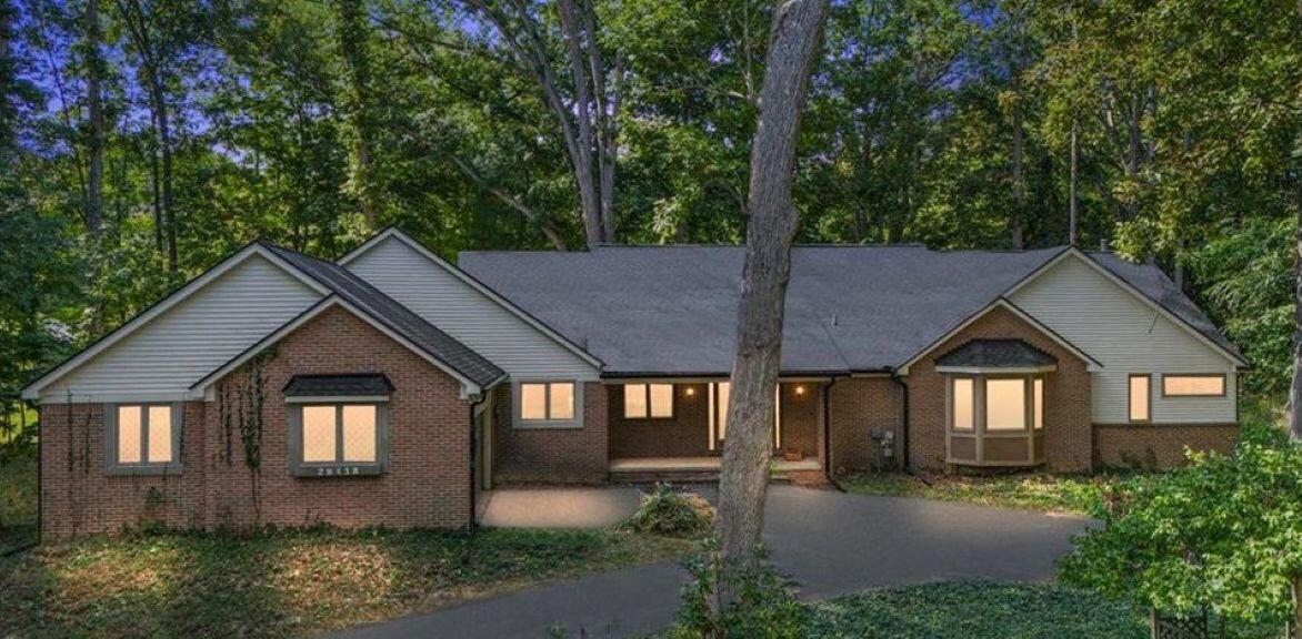 28118 Forestbrook Drive