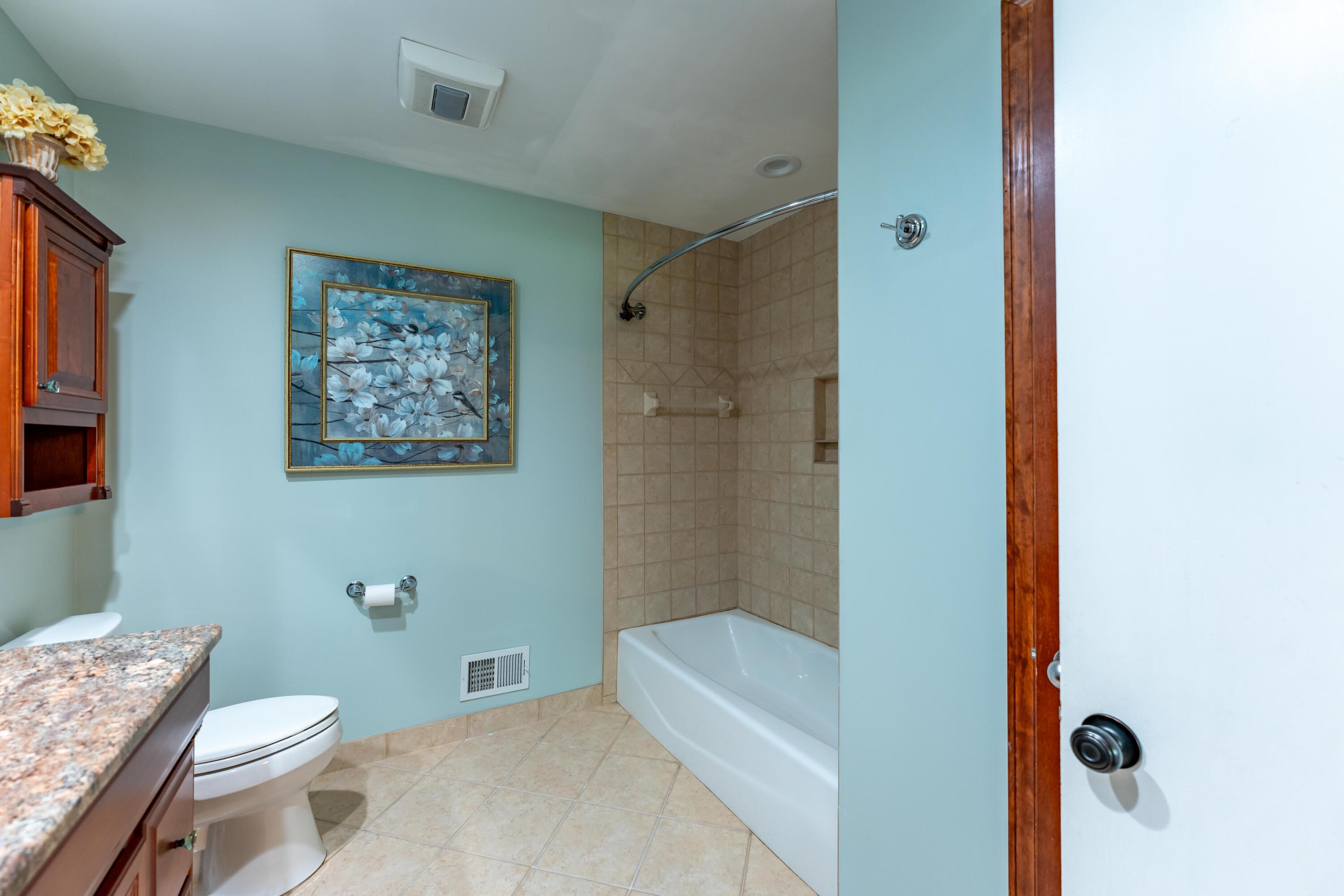 3275 Chickering Lane