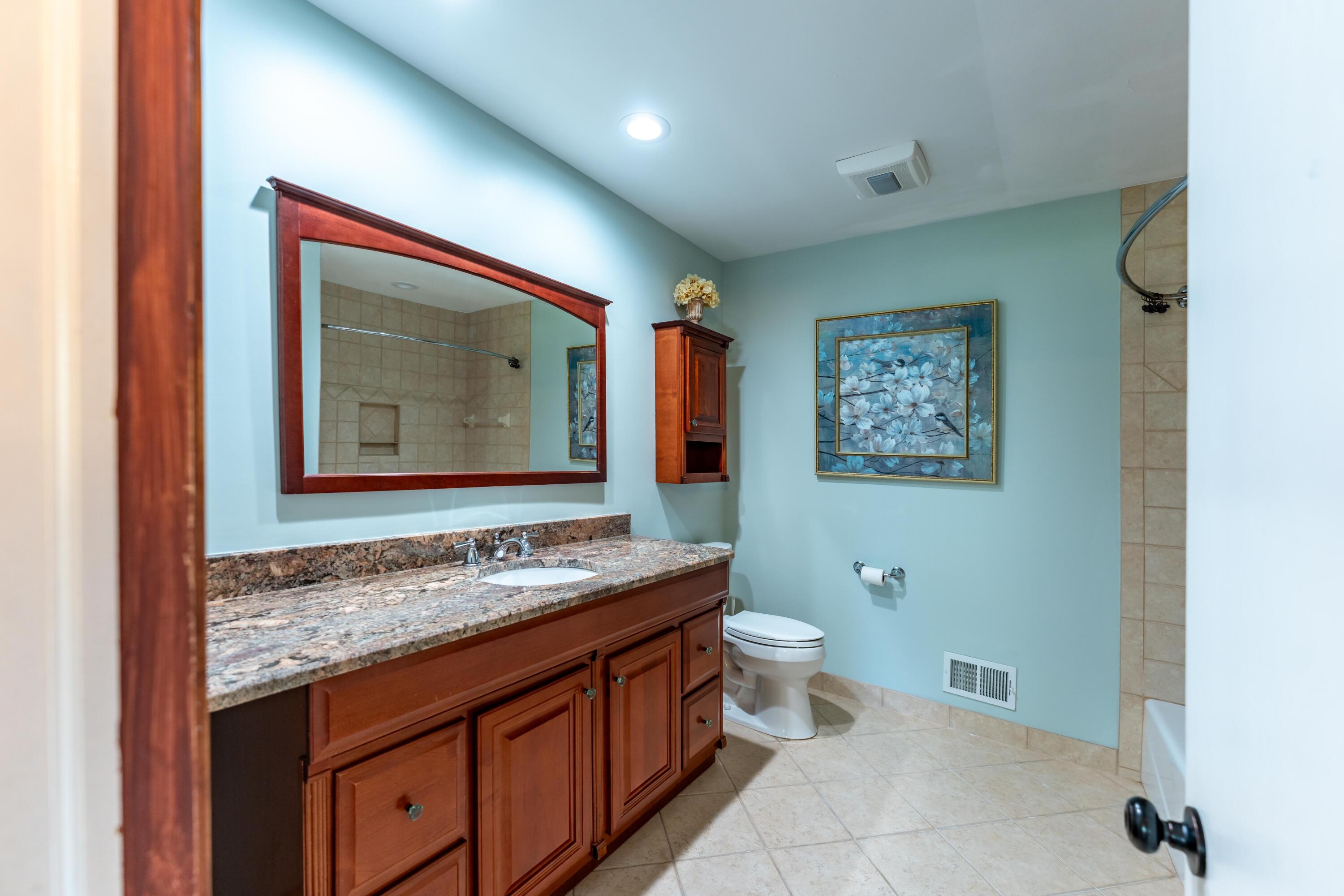 3275 Chickering Lane