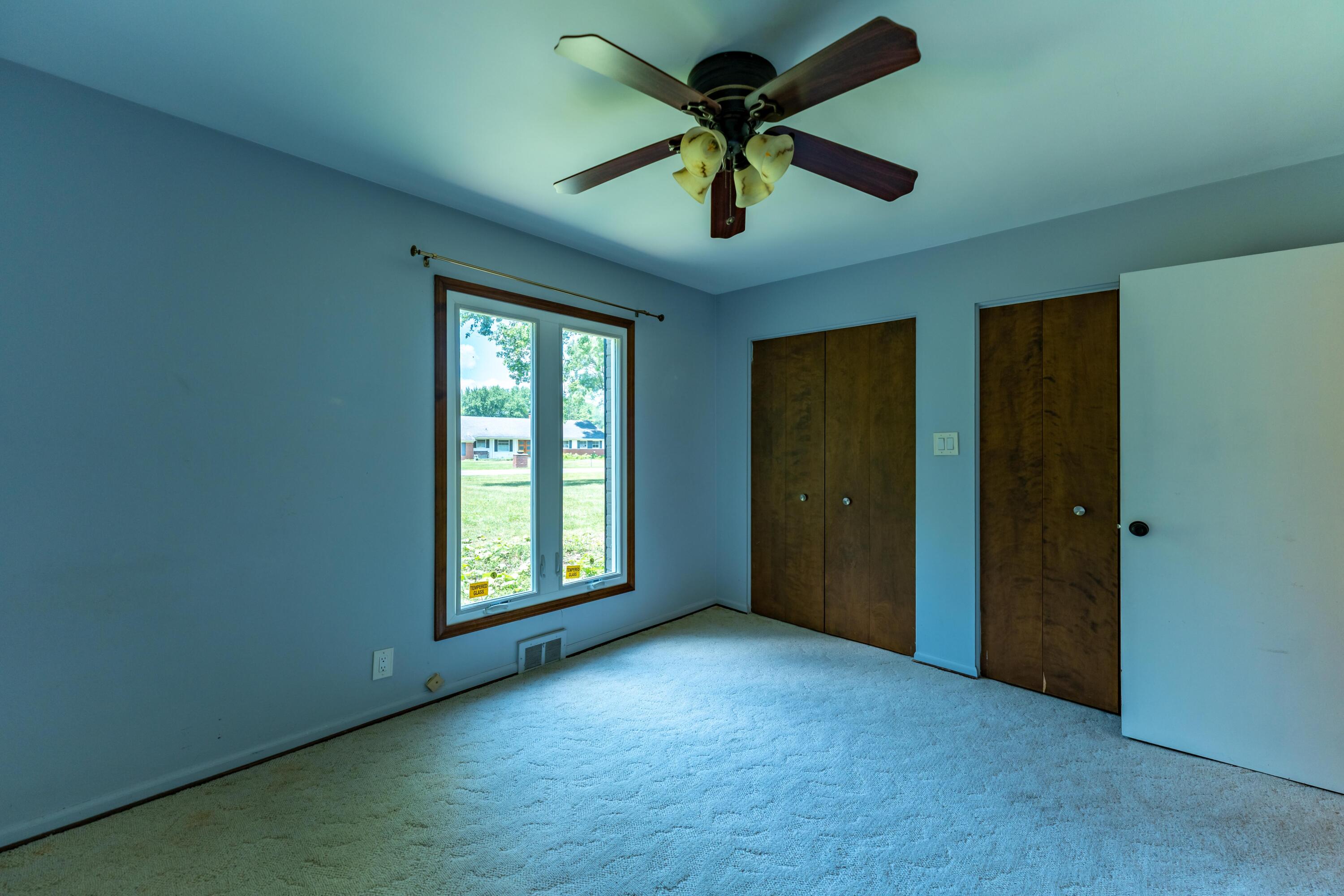 3275 Chickering Lane