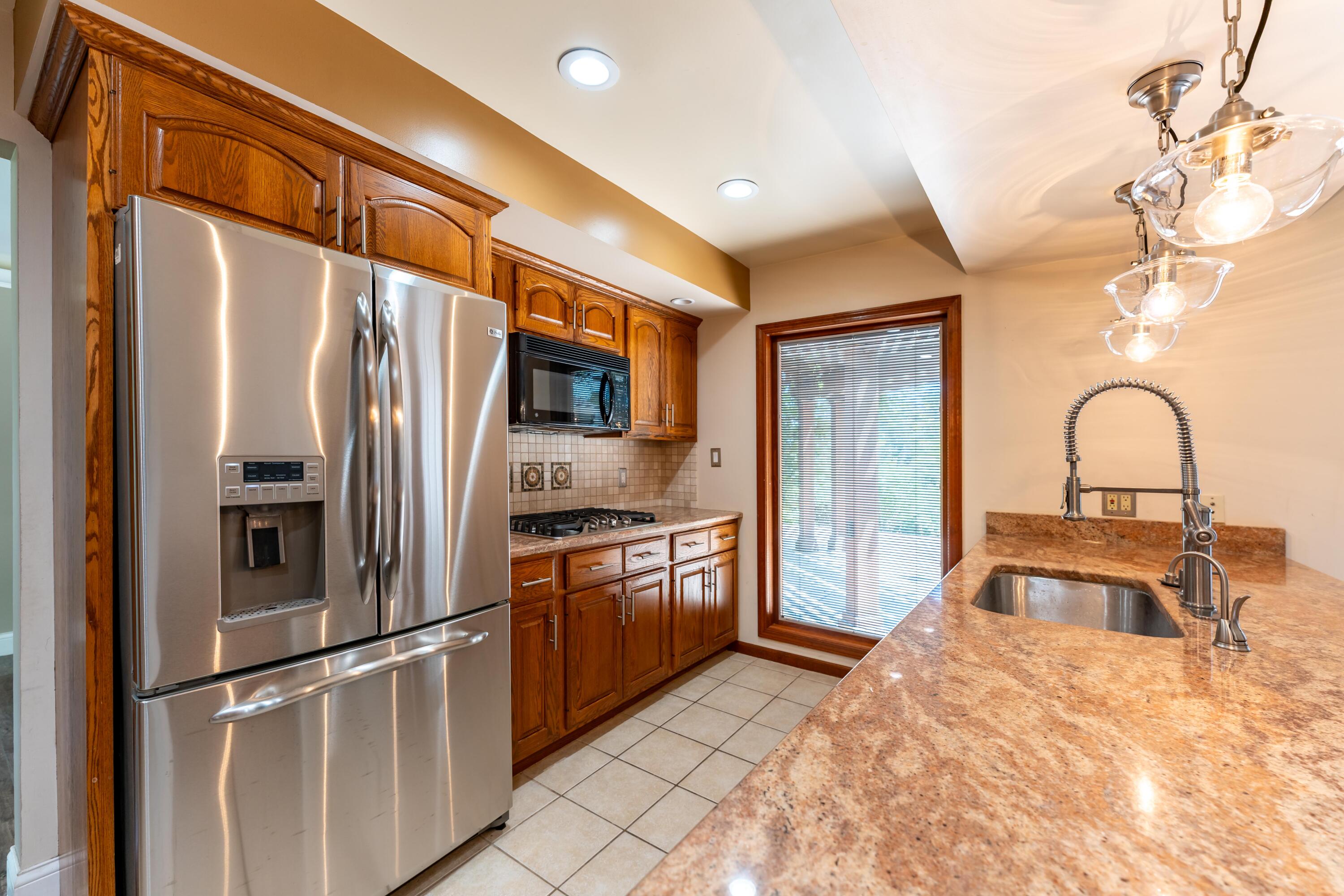 3275 Chickering Lane