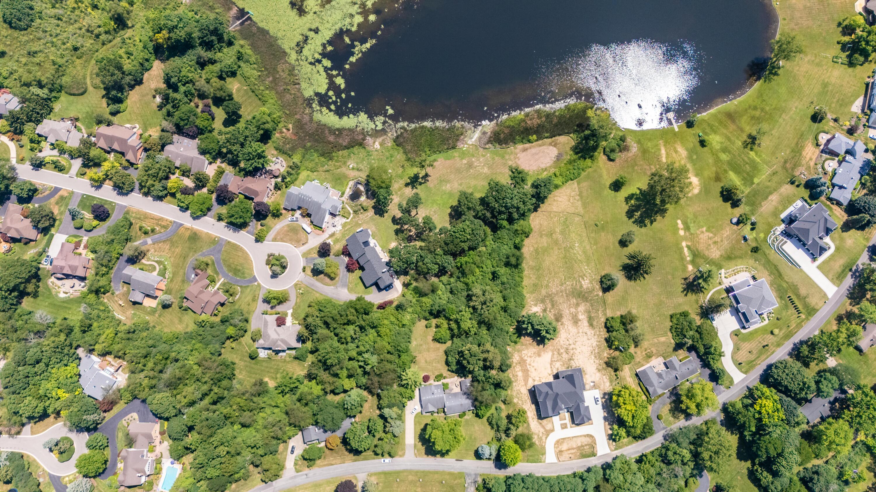 3275 Chickering Lane