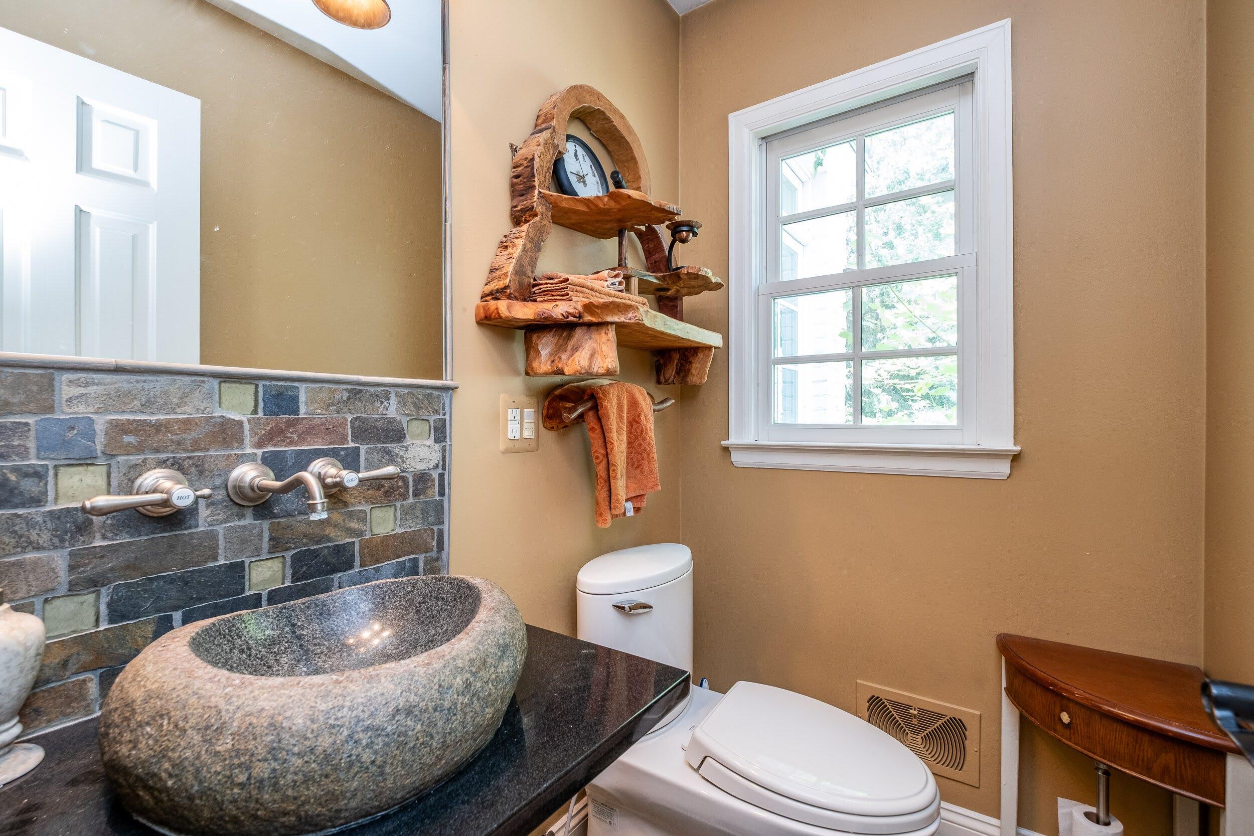 31677 Mountain View Road