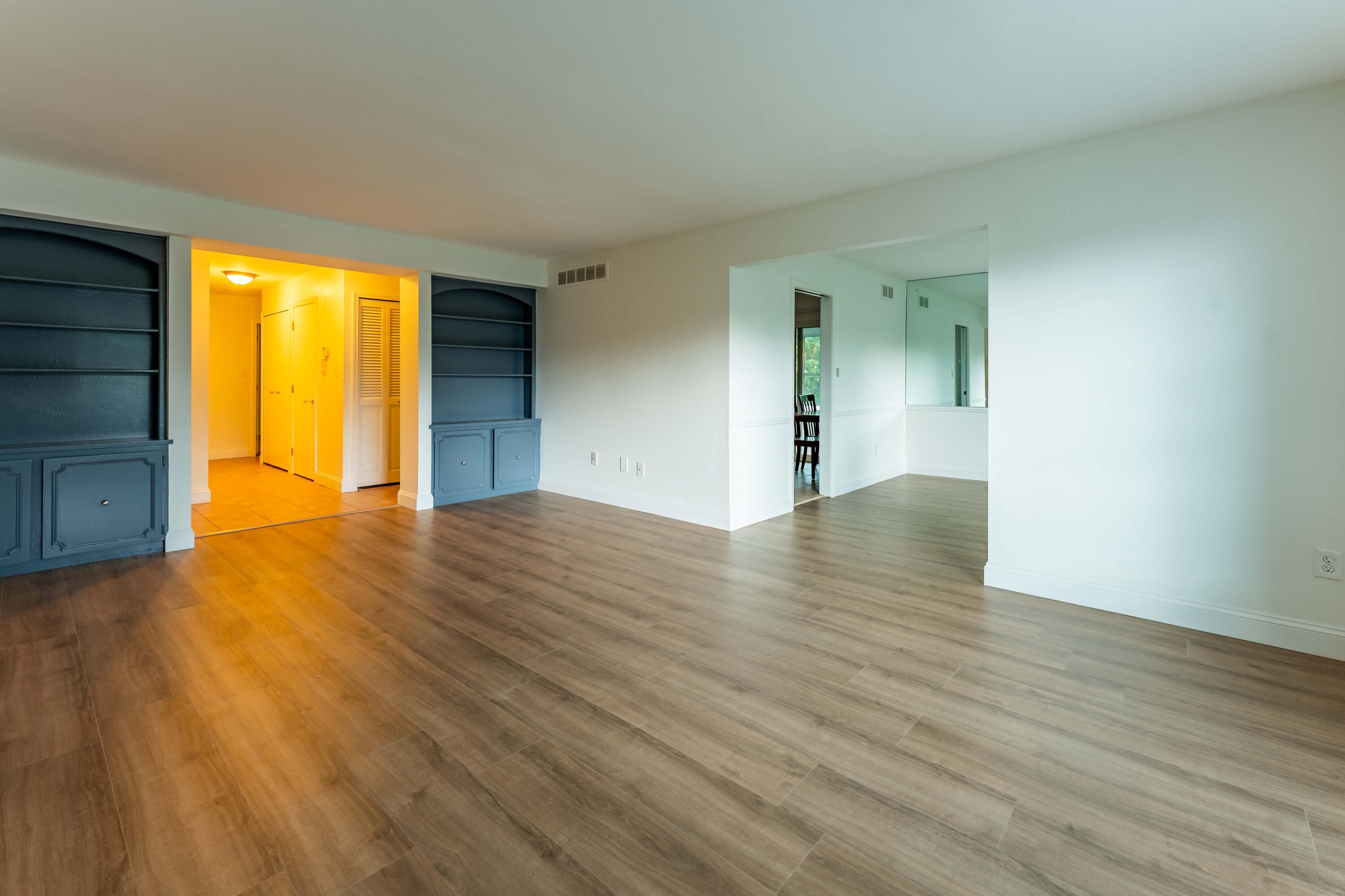 150 E Long Lake Road