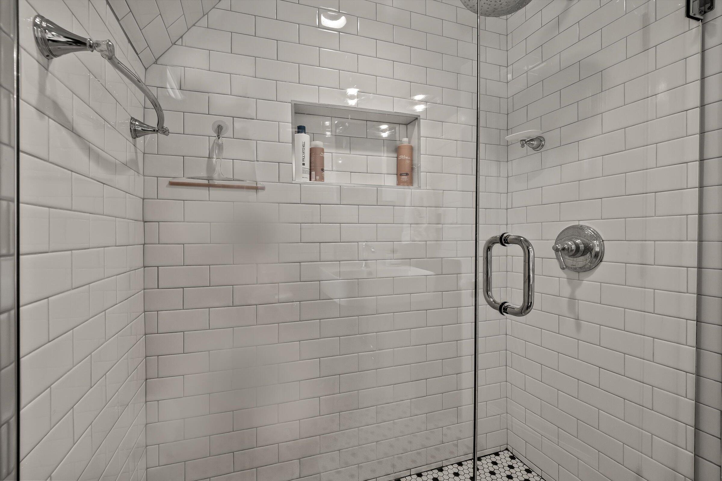 8286 Huntington Road