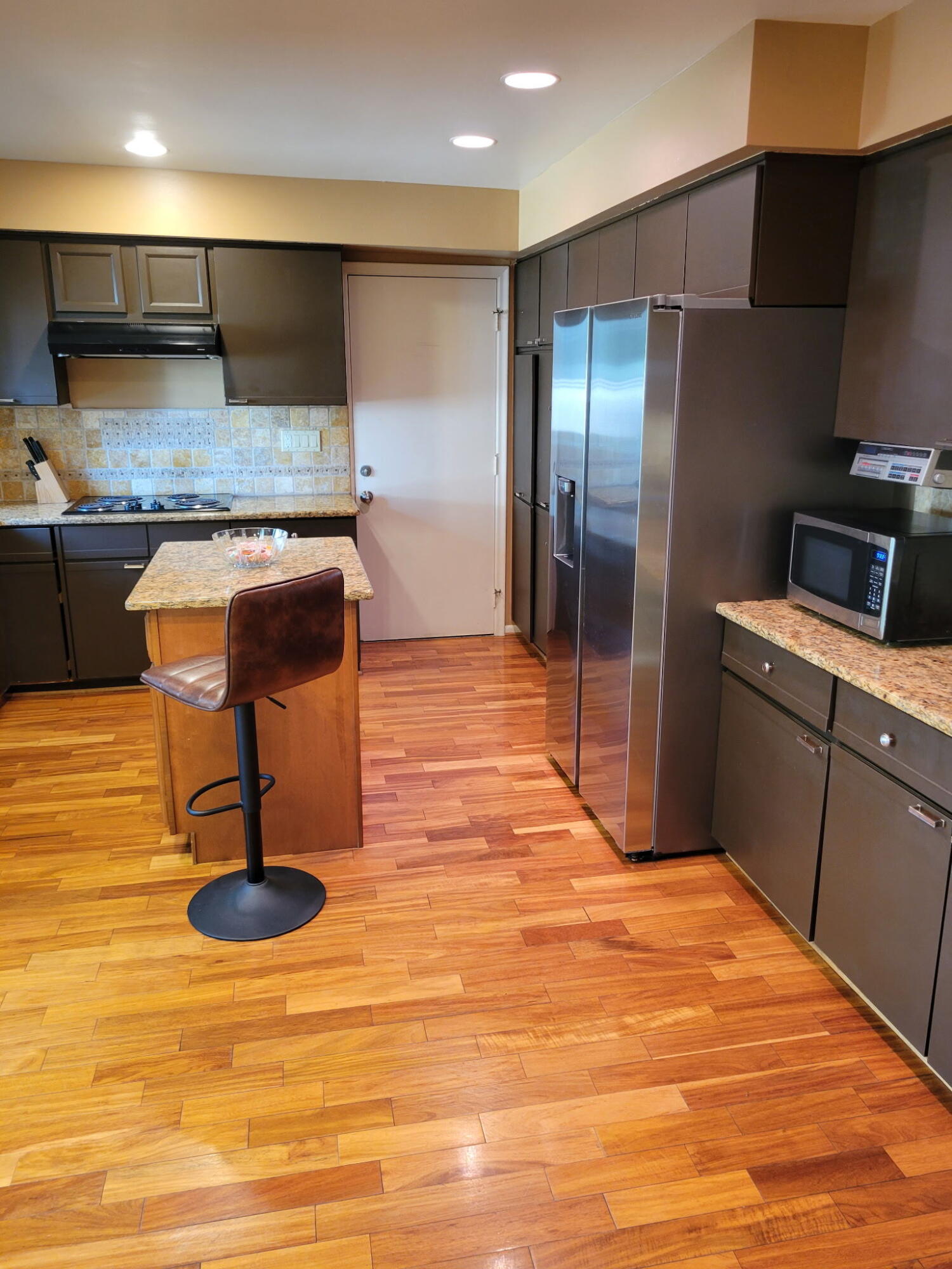 7411 Pebble Point