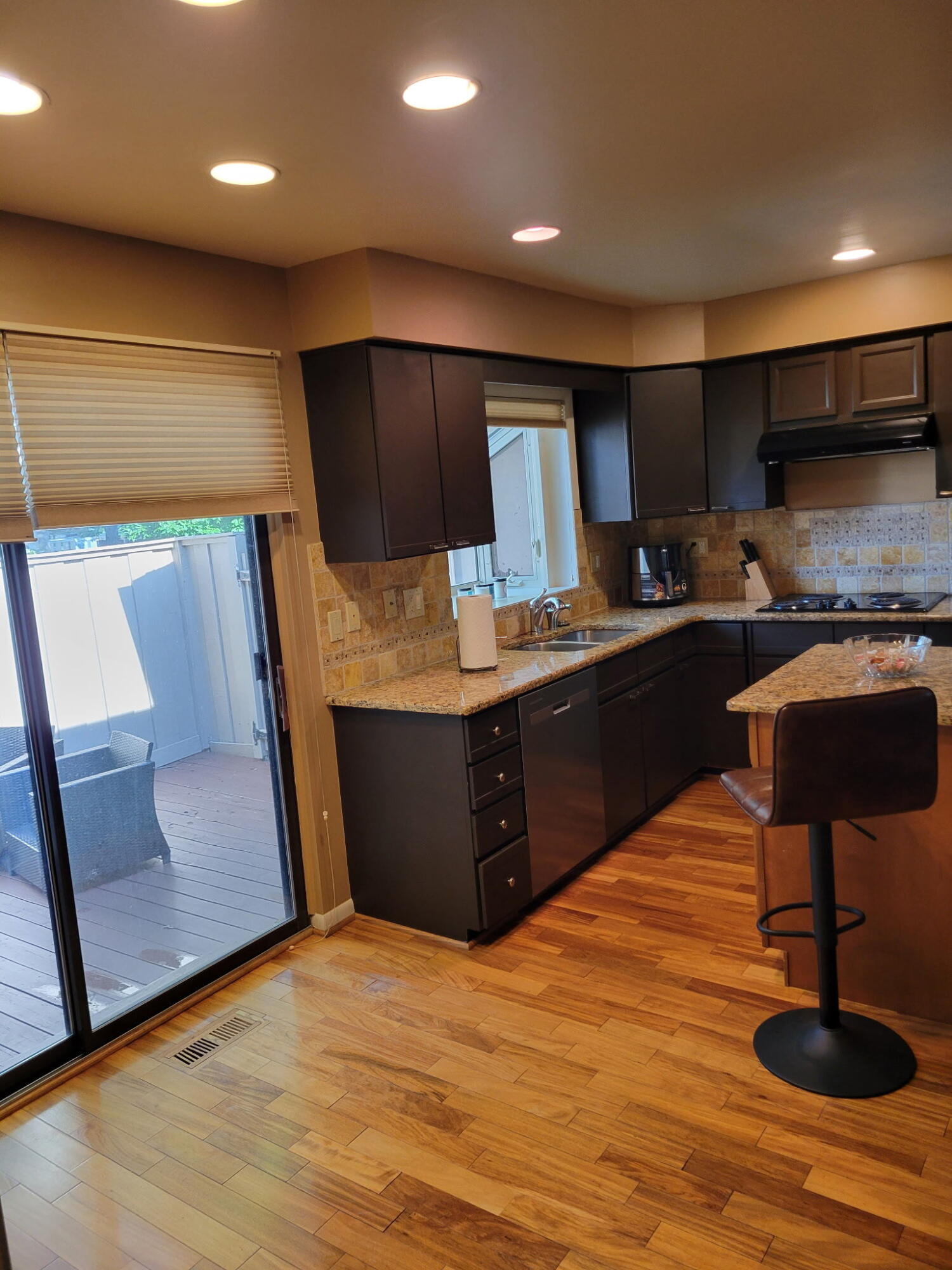 7411 Pebble Point