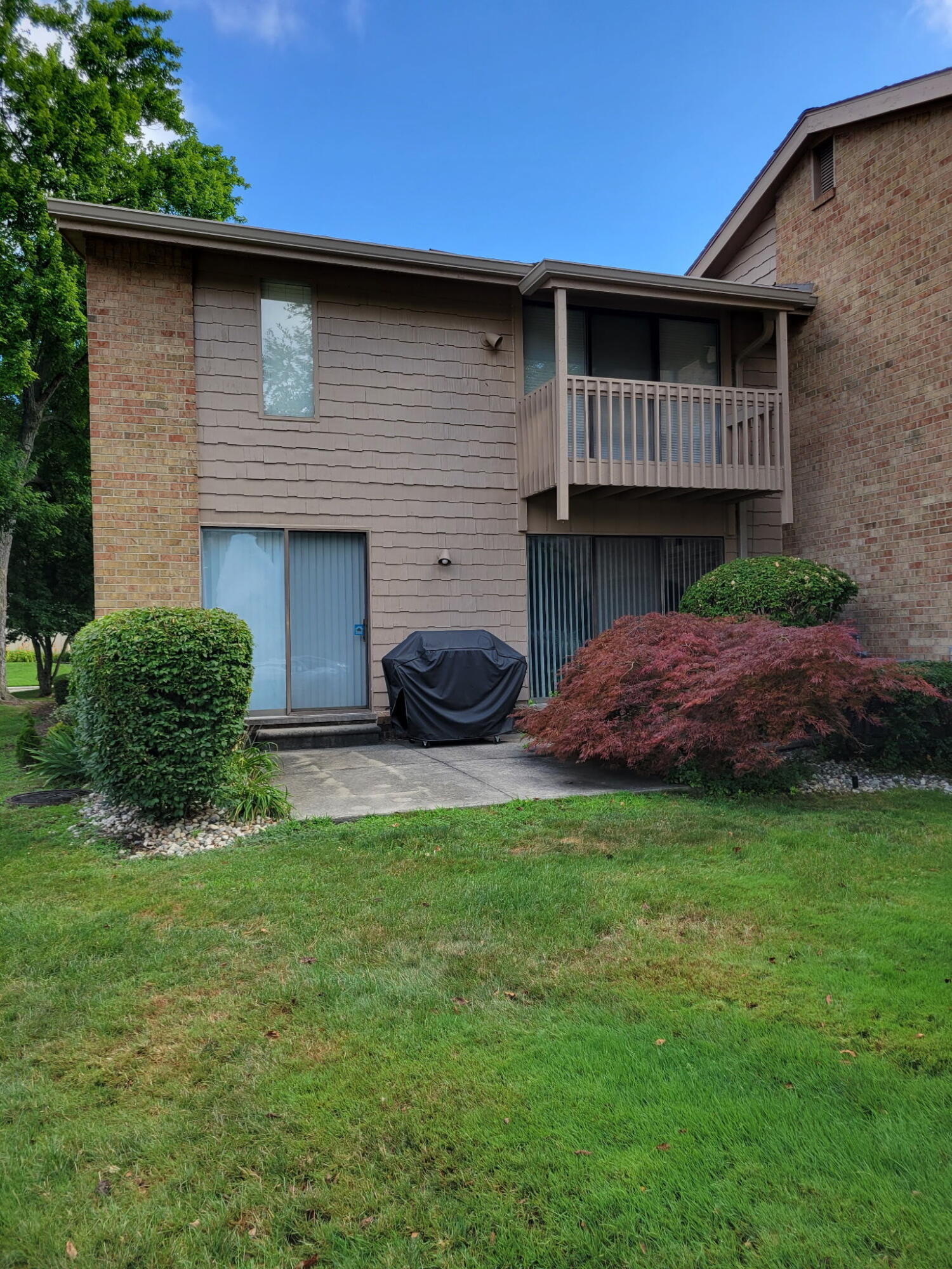 7411 Pebble Point