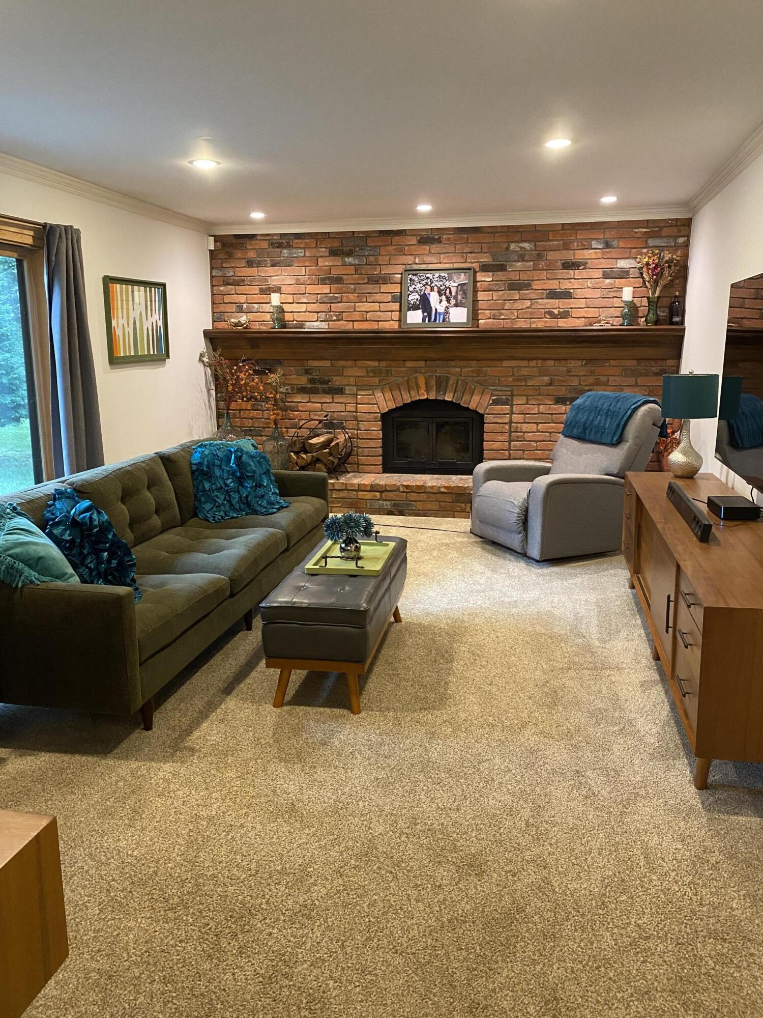 2539 Kingston Drive