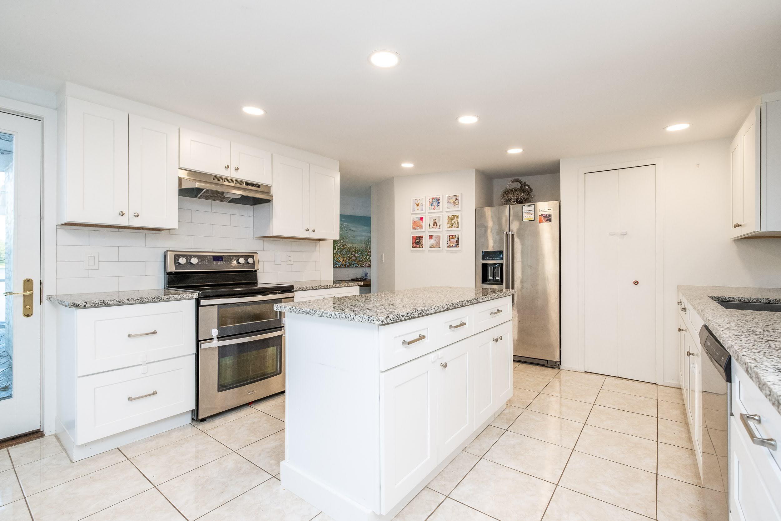 4000 Overlea Court