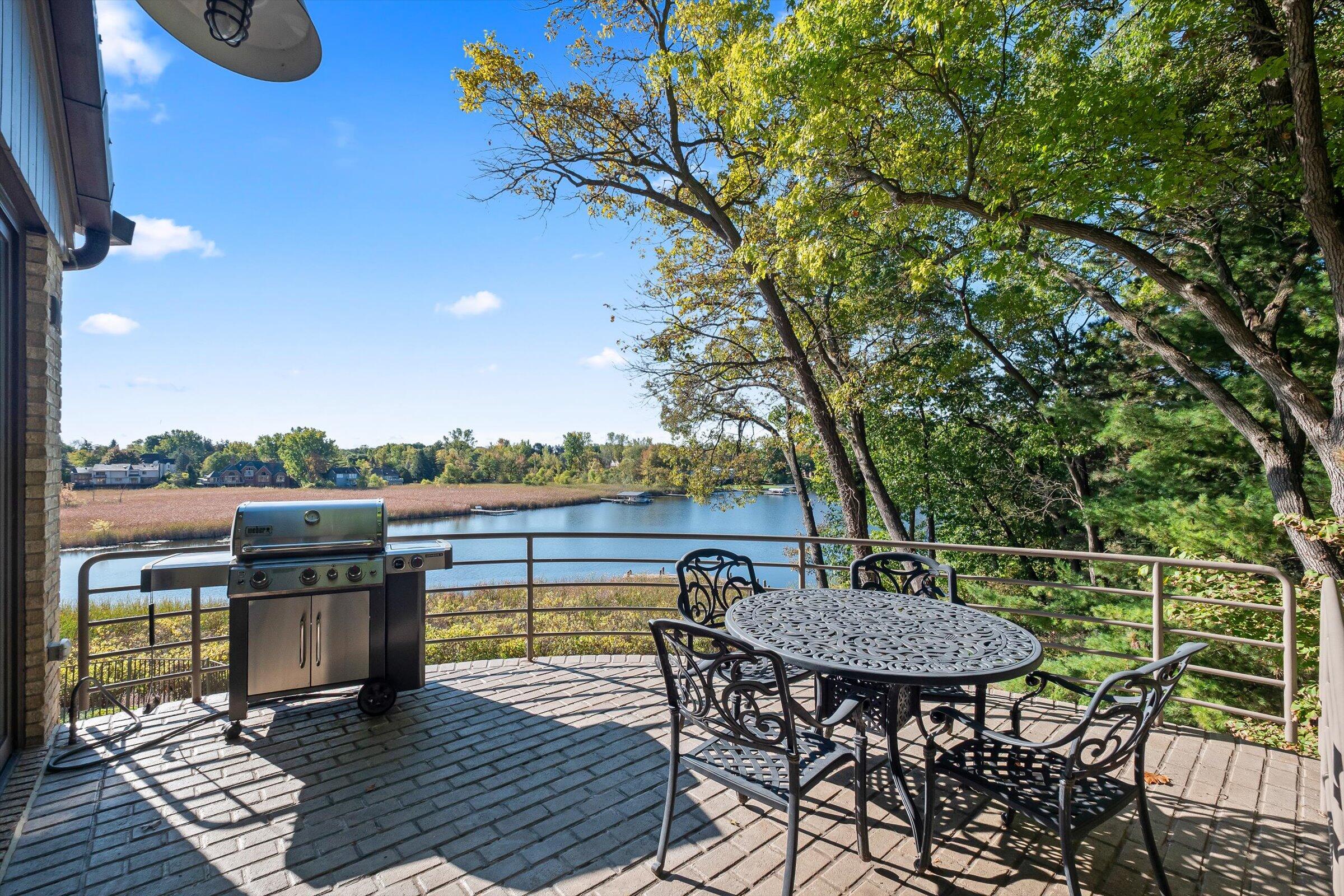 1735 Heron Ridge Drive