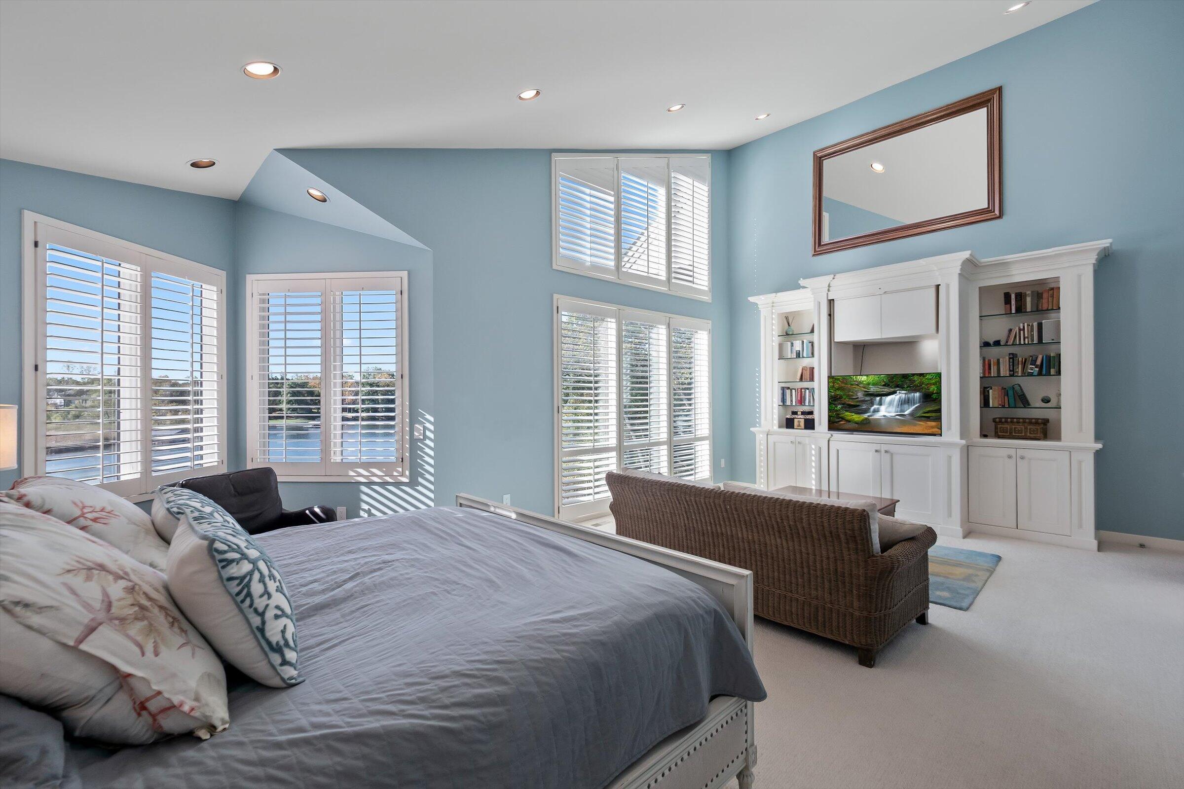 1735 Heron Ridge Drive