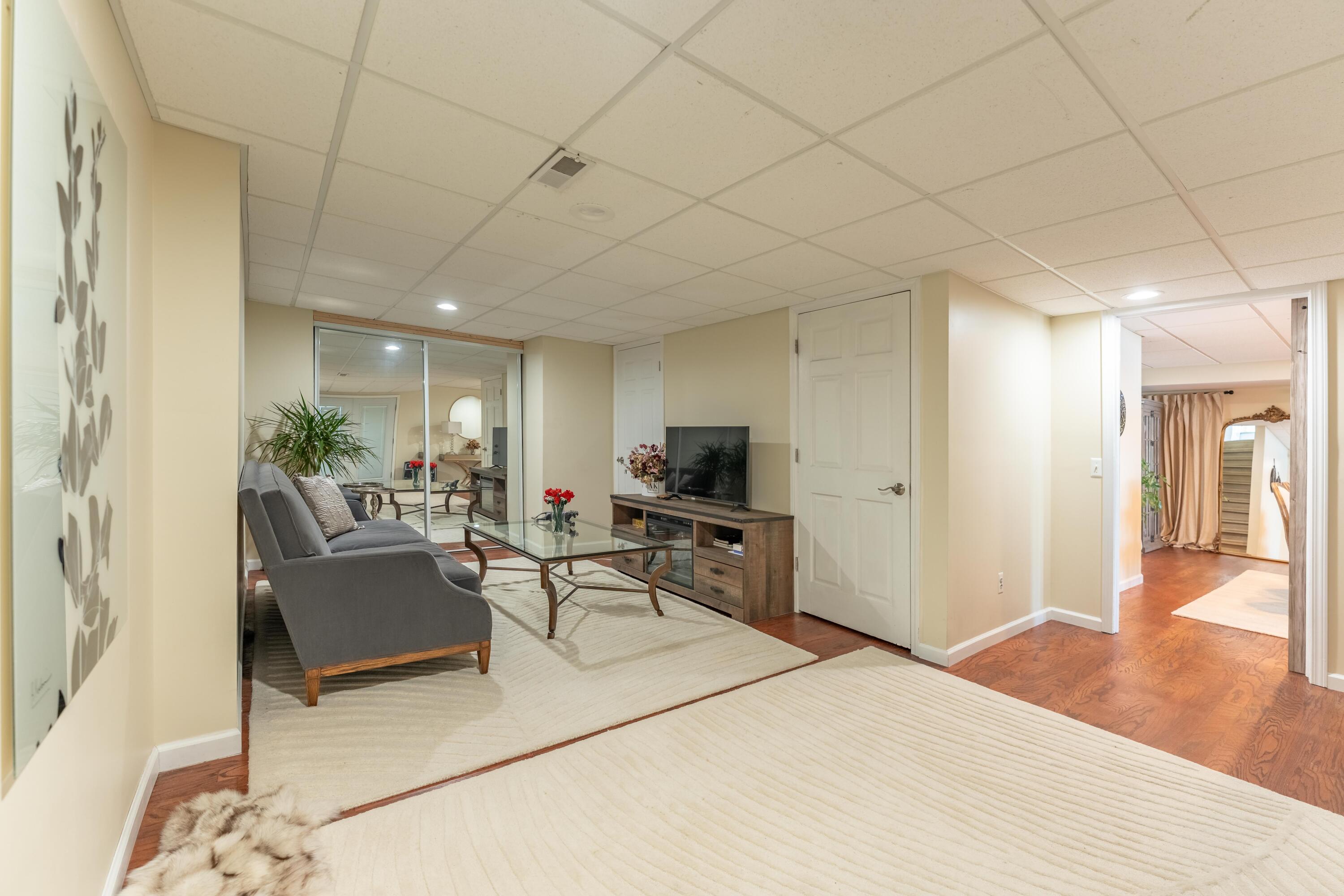 1675 Dell Rose Drive, Bloomfield Hills