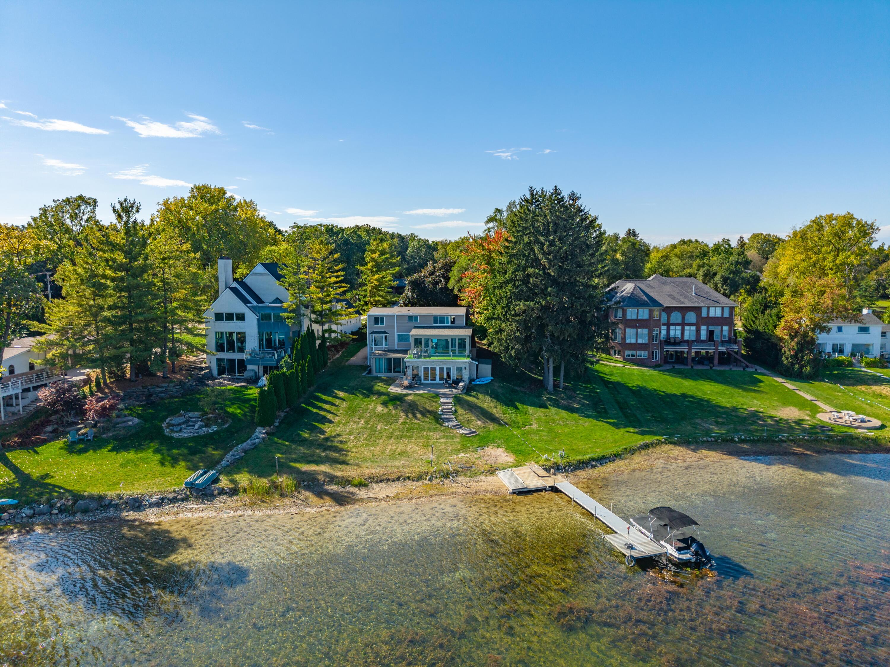 1675 Dell Rose Drive, Bloomfield Hills