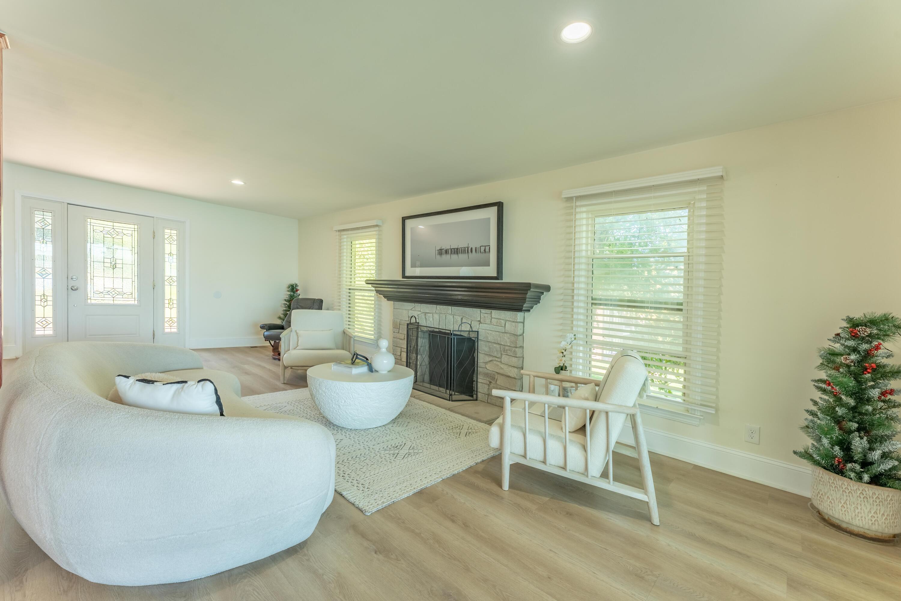 1675 Dell Rose Drive, Bloomfield Hills