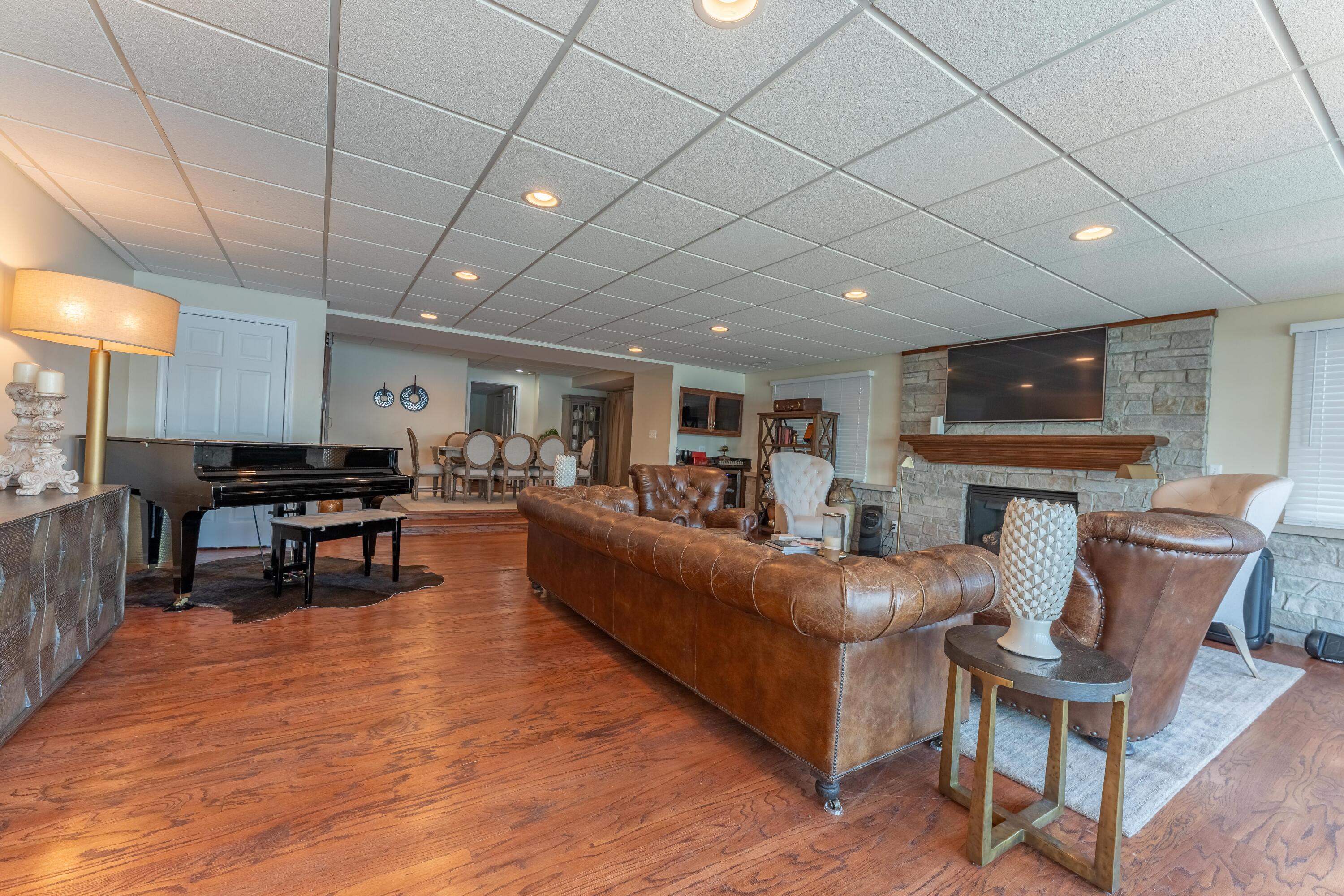 1675 Dell Rose Drive, Bloomfield Hills