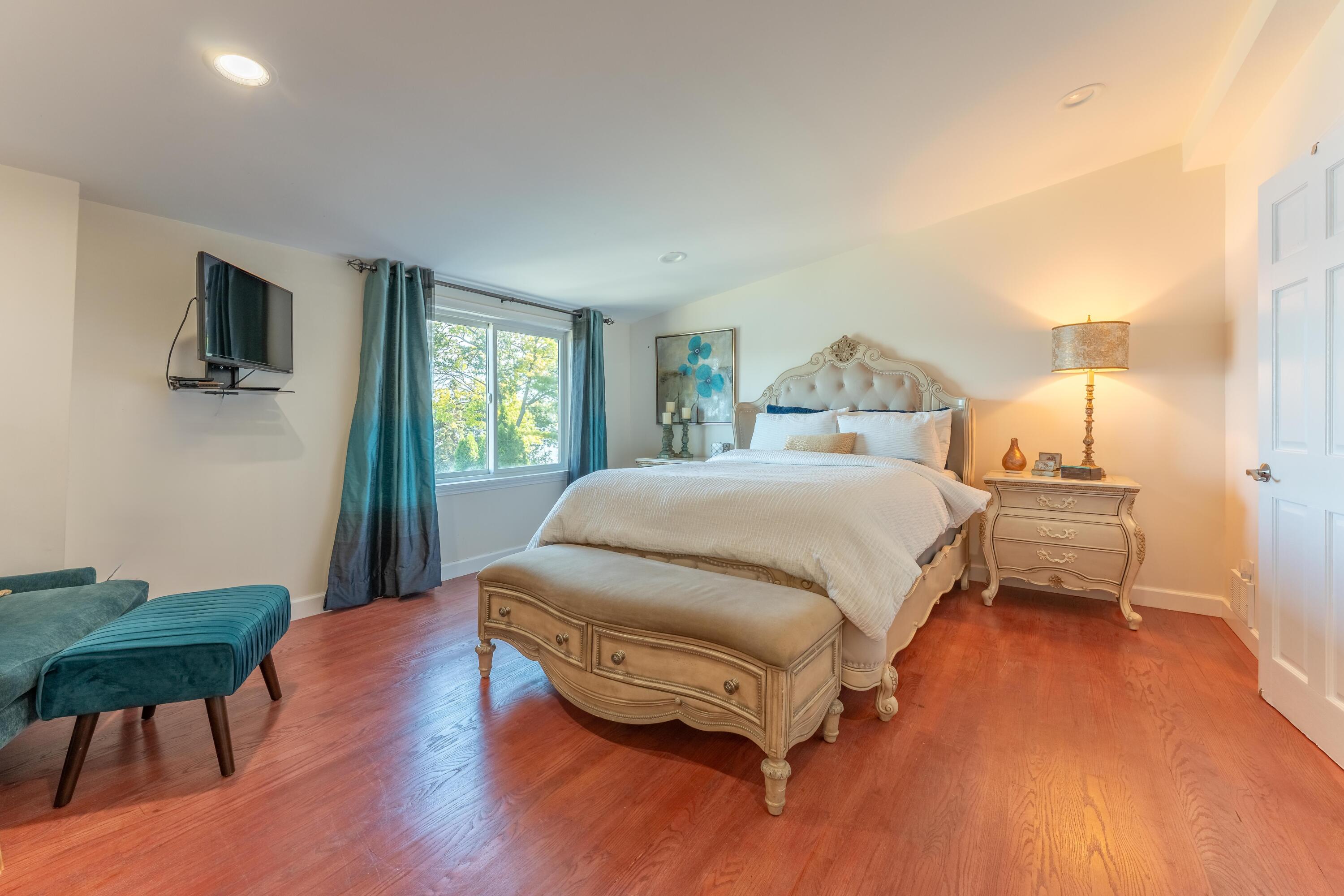 1675 Dell Rose Drive, Bloomfield Hills