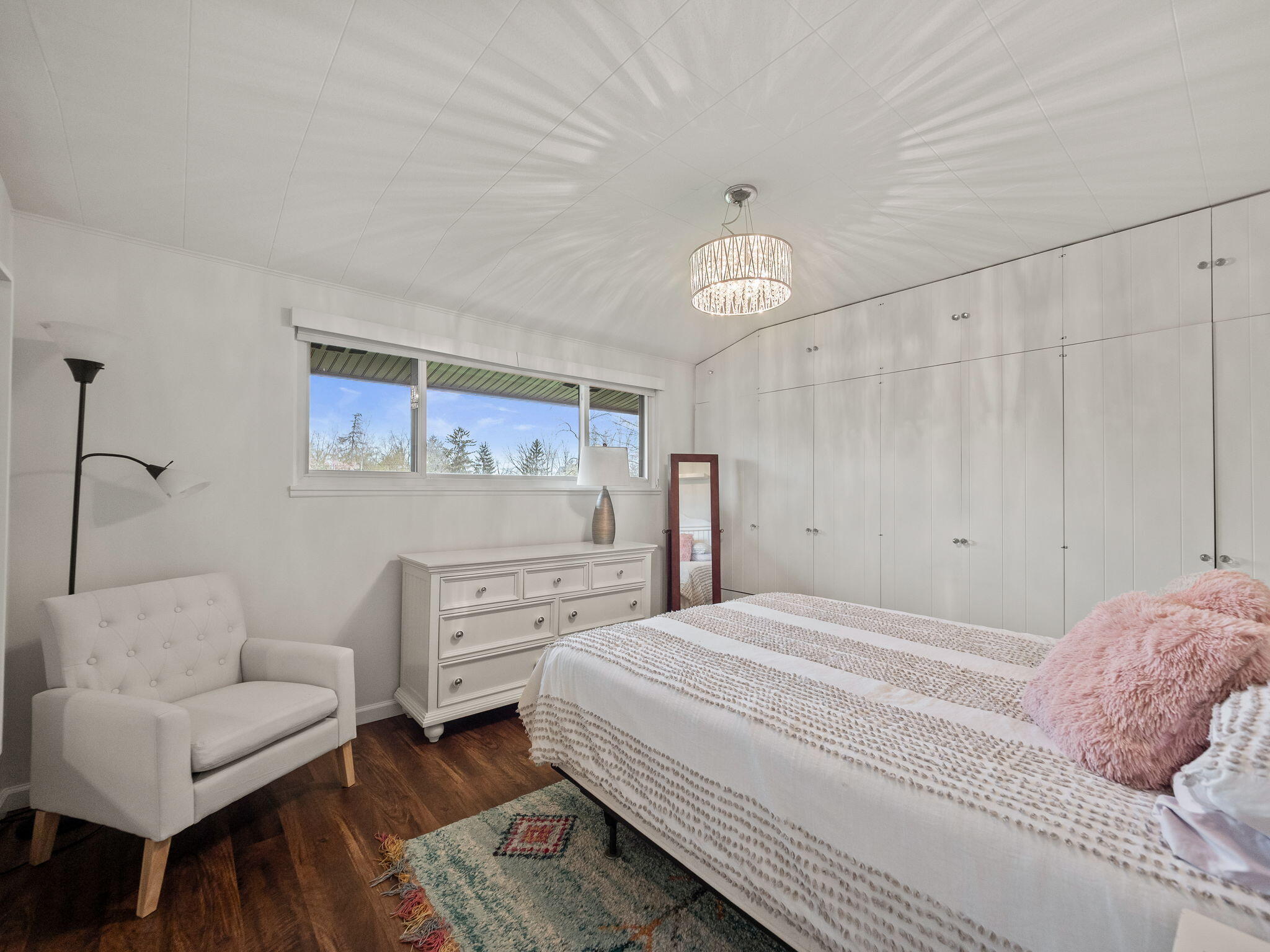 2330 N Pine Center Drive