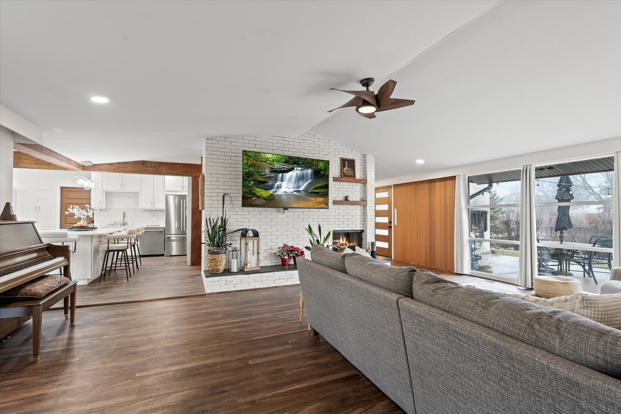 2330 N Pine Center Drive