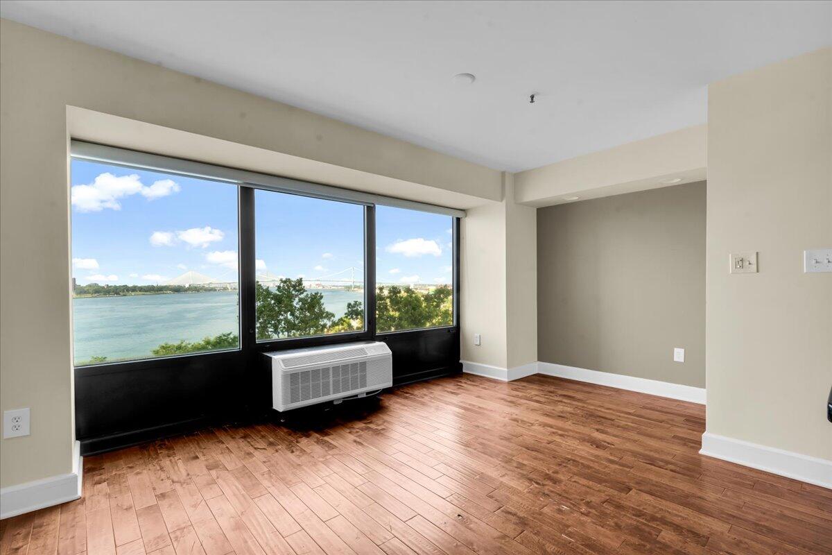 1001 W Jefferson Avenue 8A