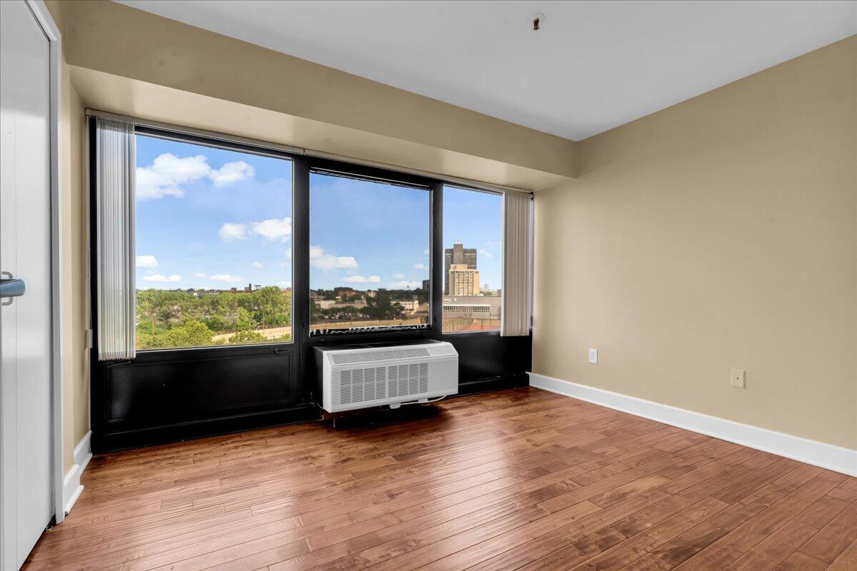 1001 W Jefferson Avenue 8A