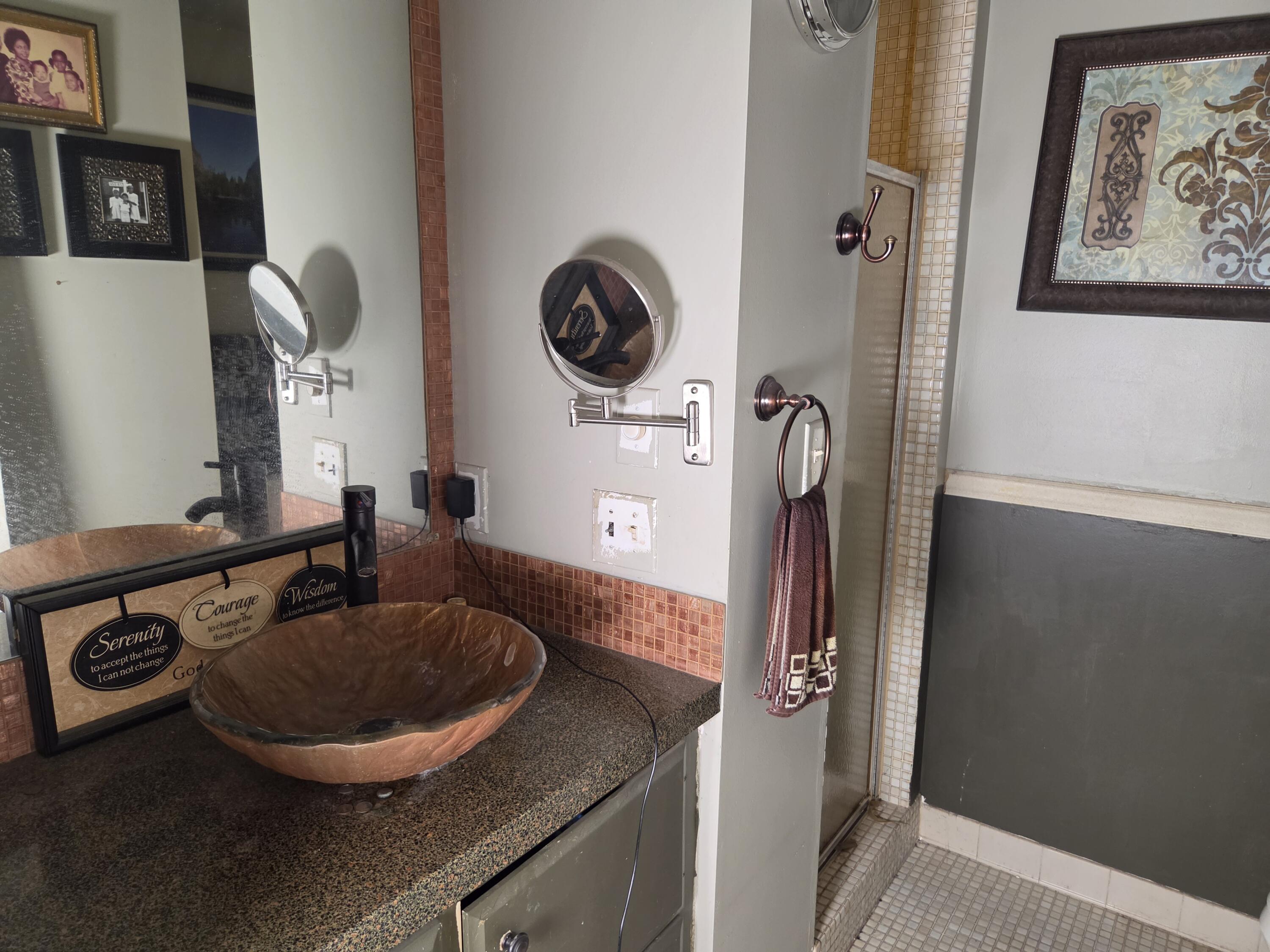 7229 Creeks Bend Drive