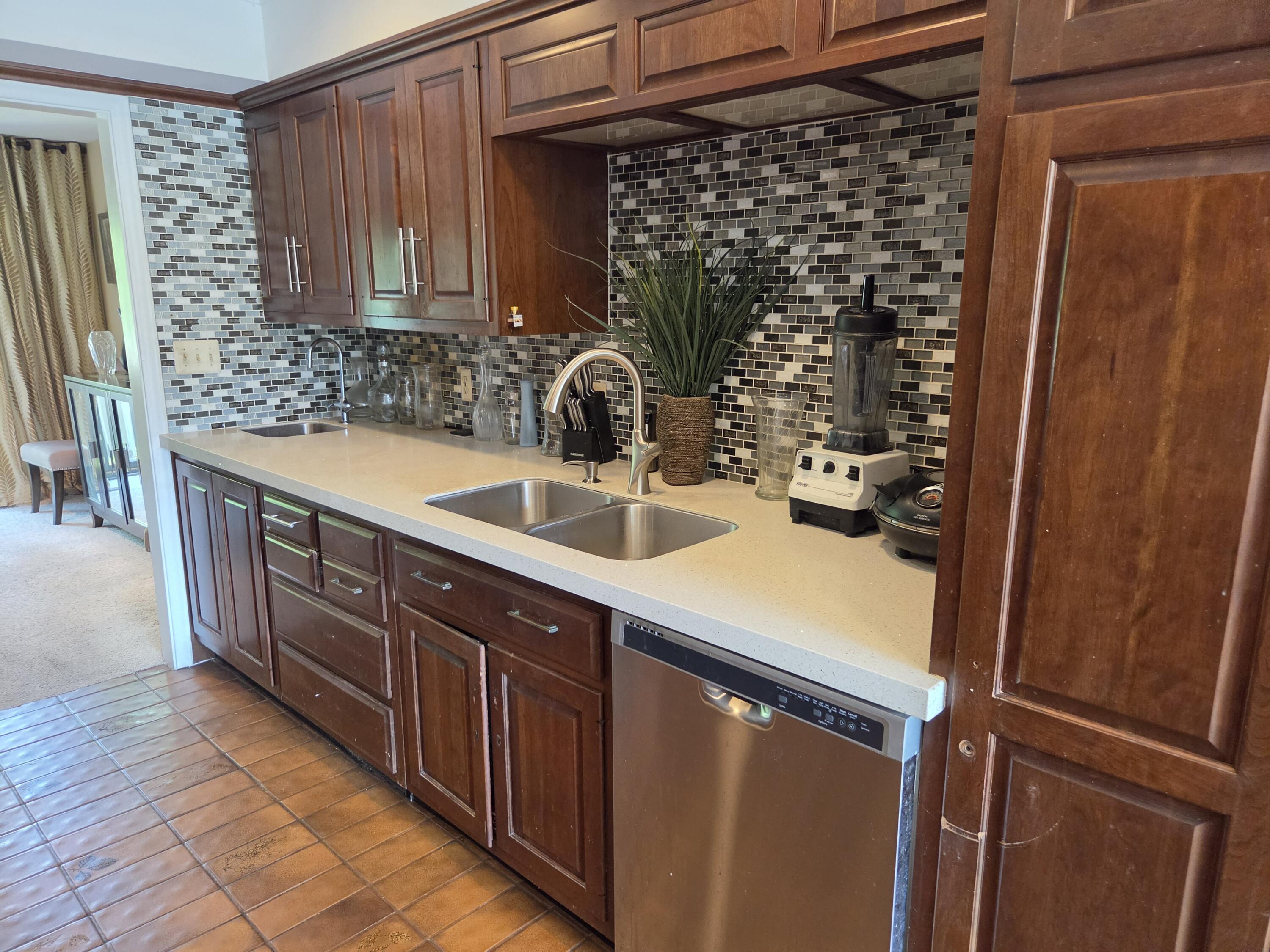 7229 Creeks Bend Drive