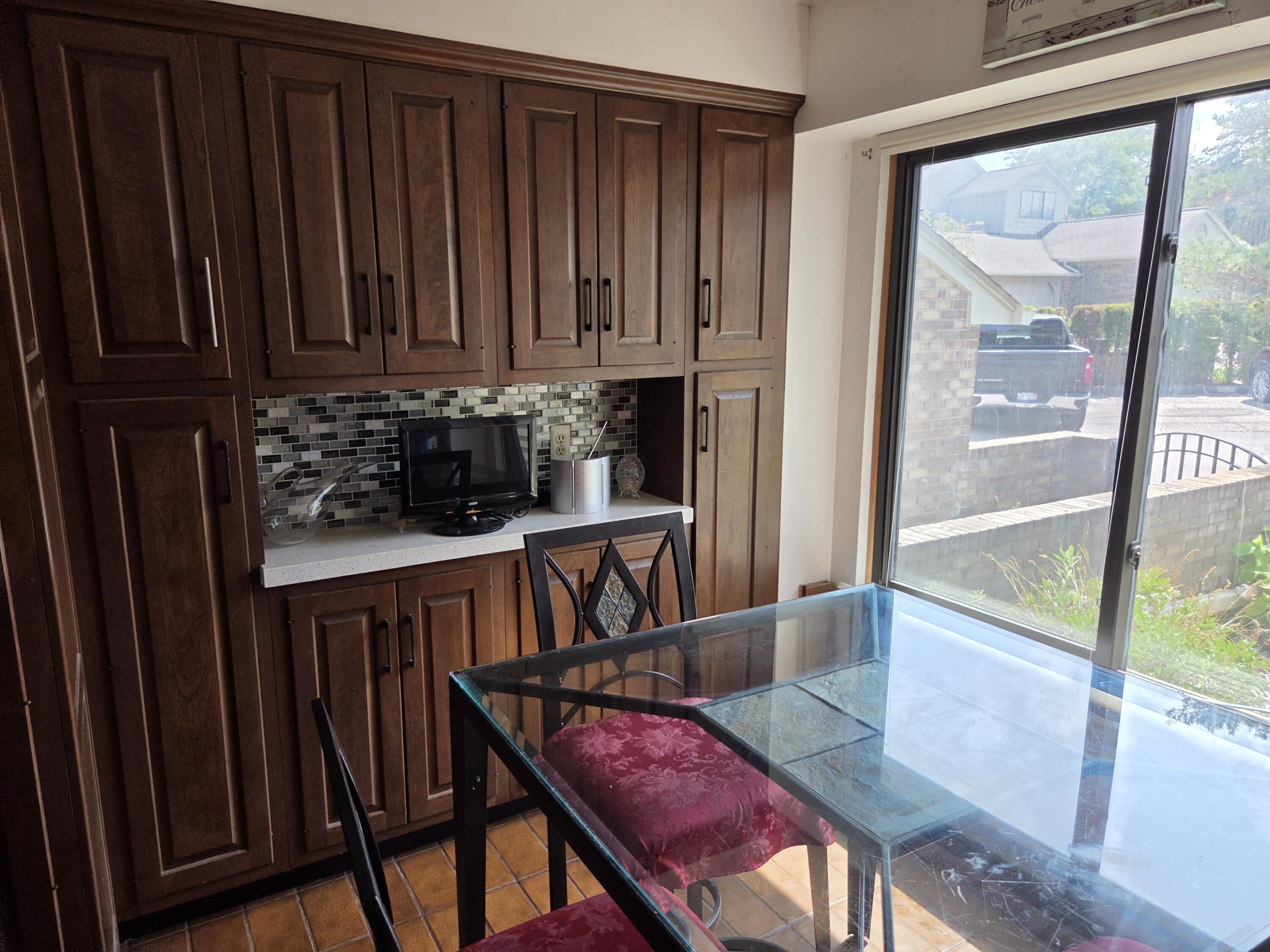 7229 Creeks Bend Drive