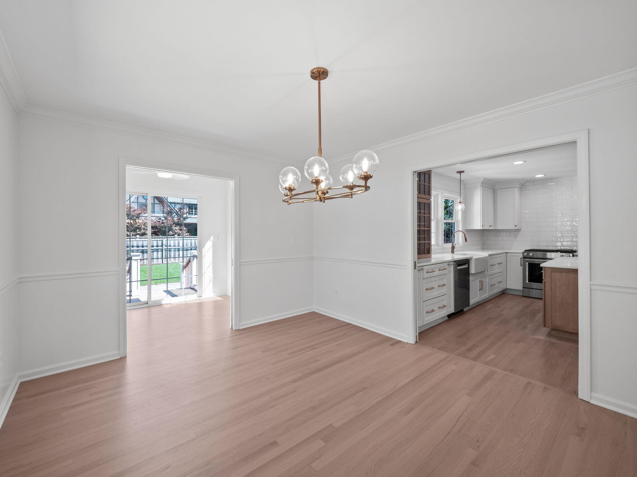 650 W Lincoln Street