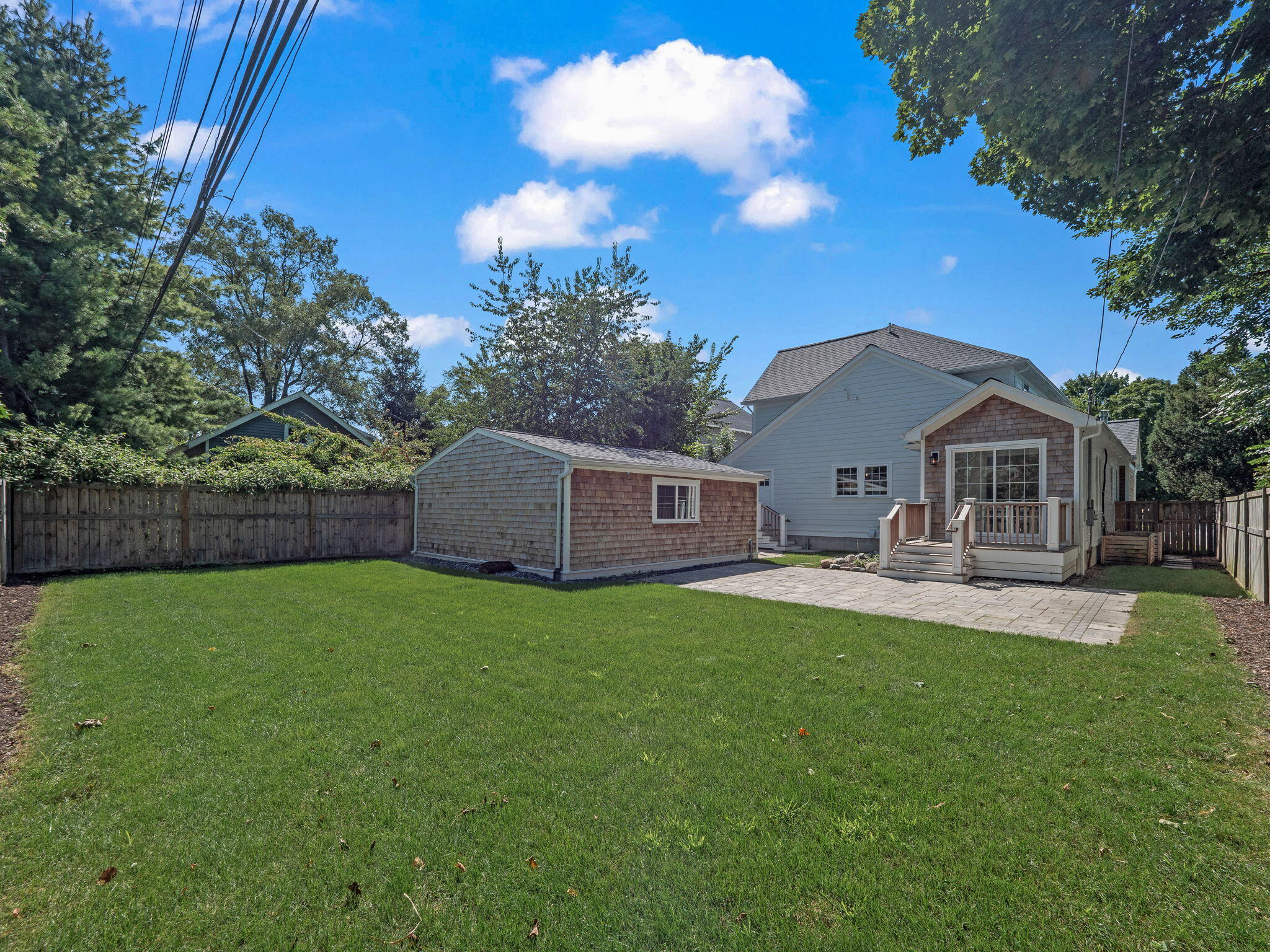 650 W Lincoln Street
