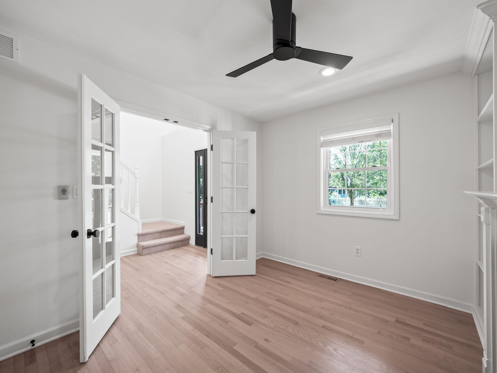 650 W Lincoln Street