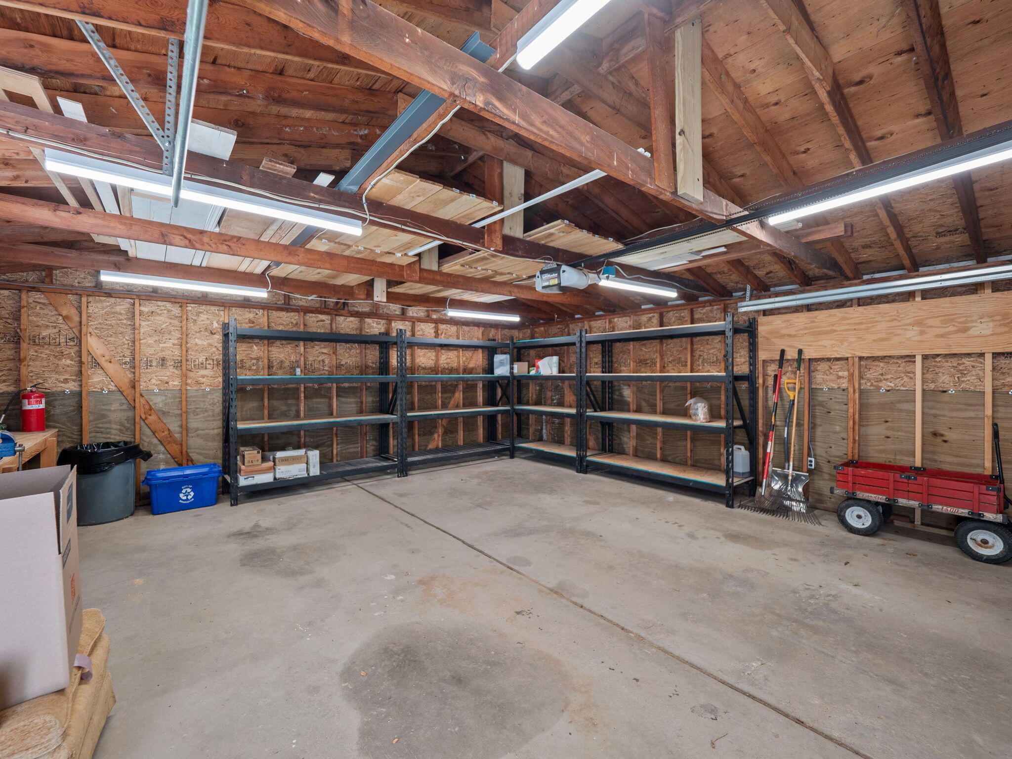 650 W Lincoln Street