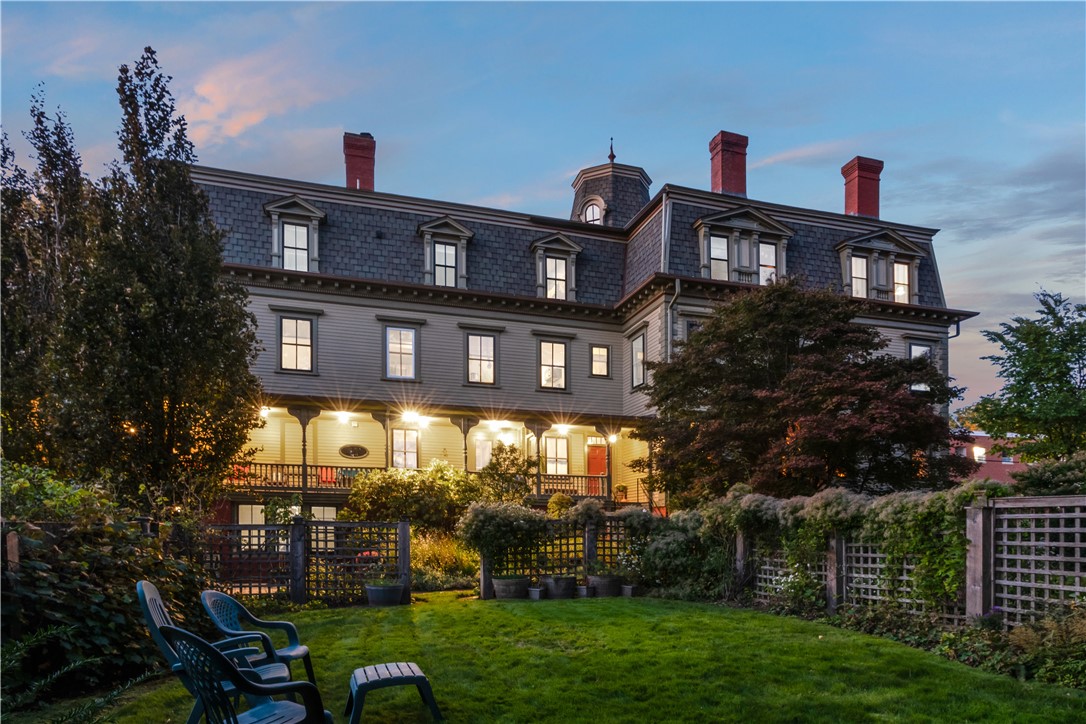 122 Hope Street