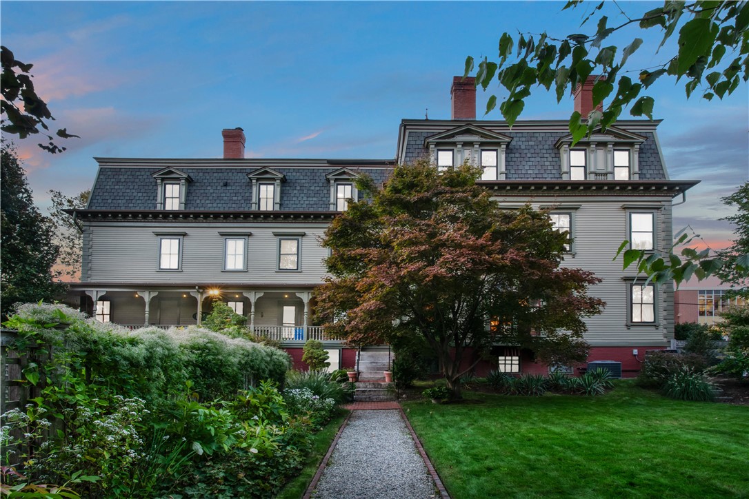122 Hope Street