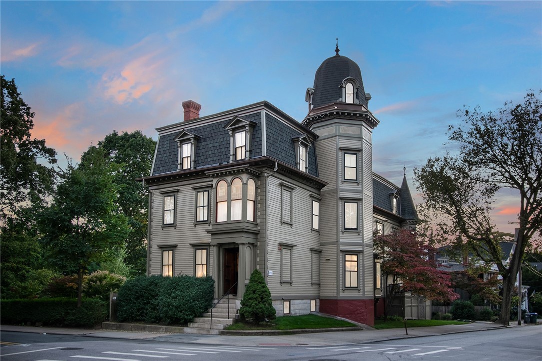 122 Hope Street