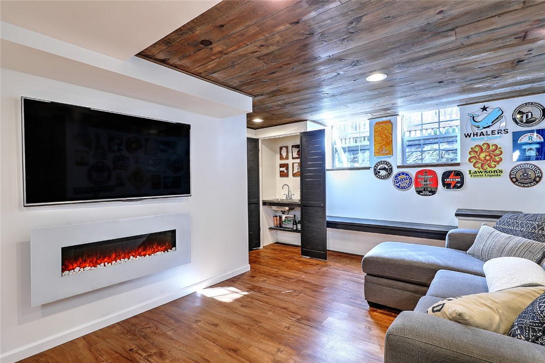 148 Blackstone Boulevard
