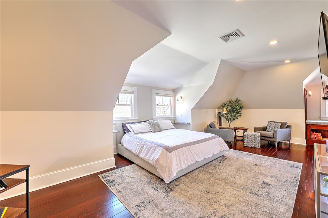 148 Blackstone Boulevard