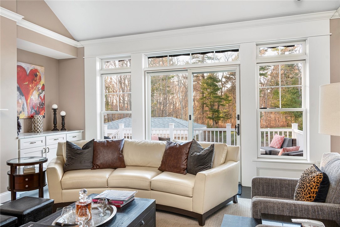 3 Willow Way