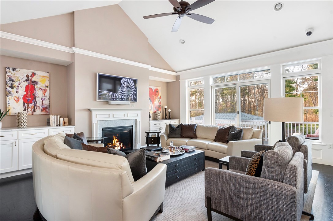 3 Willow Way
