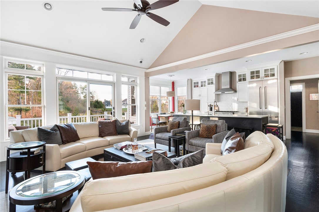 3 Willow Way