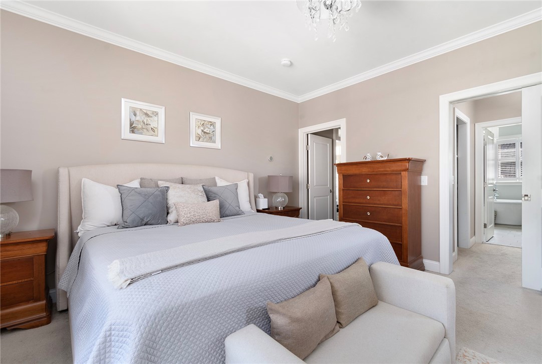 3 Willow Way