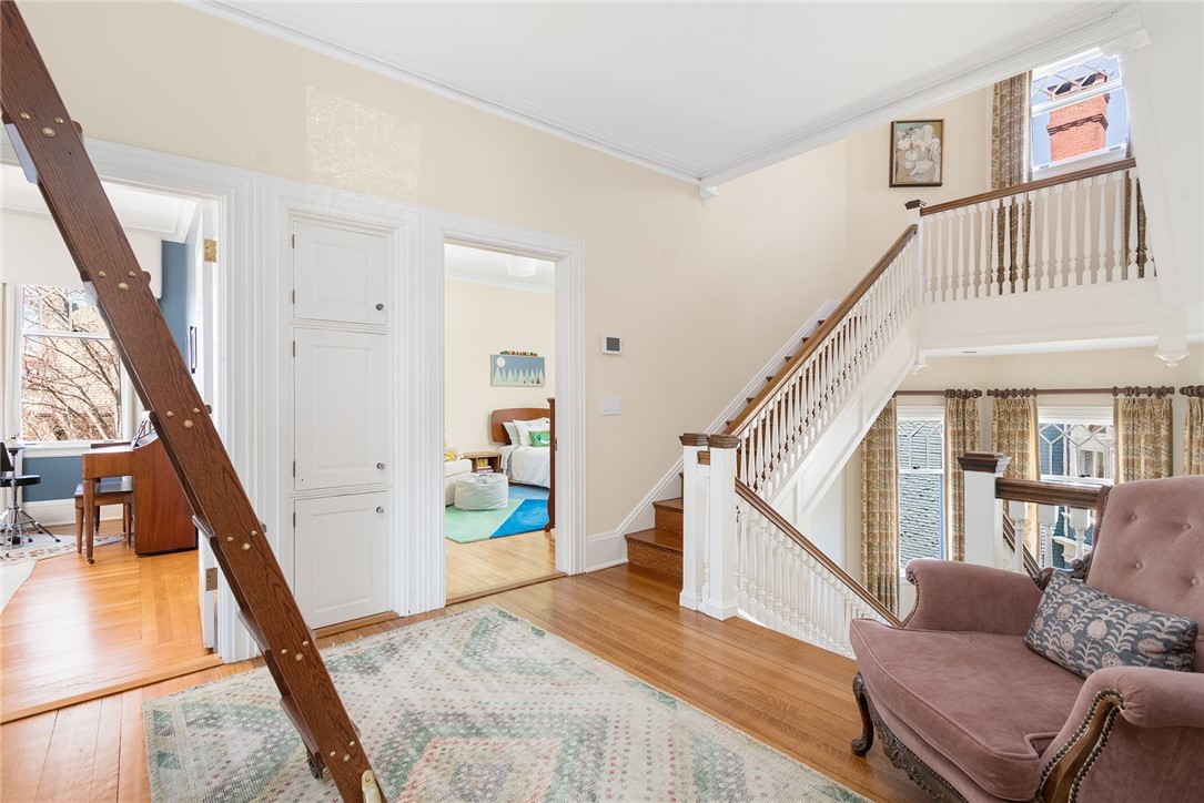 40 Oriole Avenue