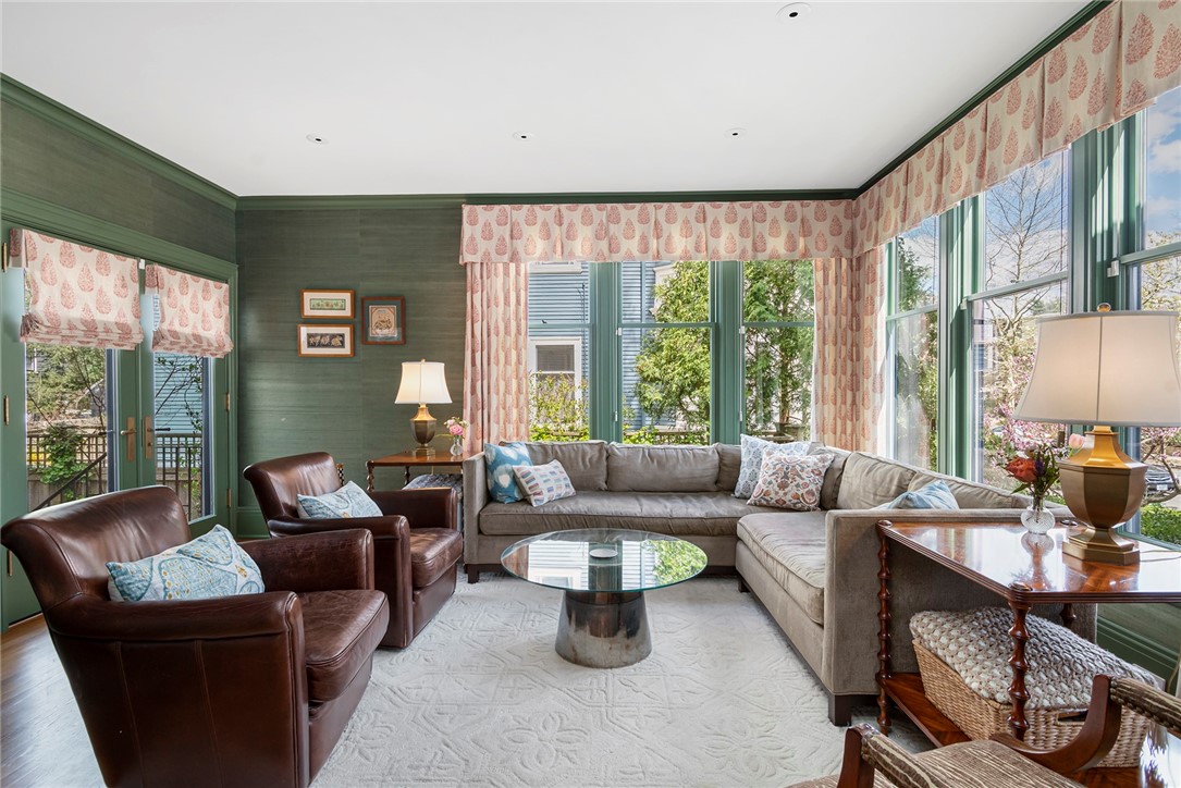40 Oriole Avenue