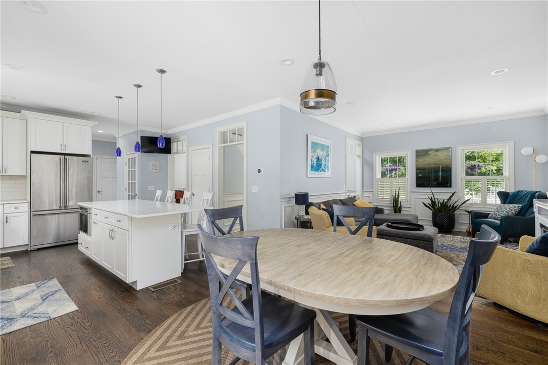 229 Narragansett Parkway