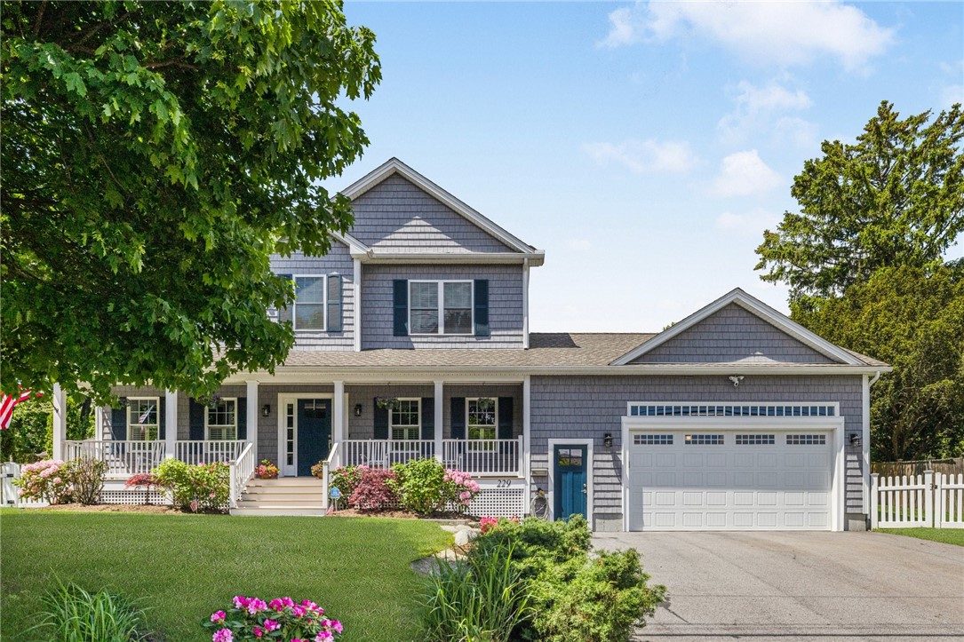 229 Narragansett Parkway