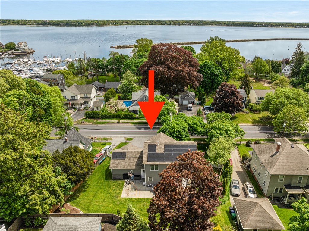 229 Narragansett Parkway