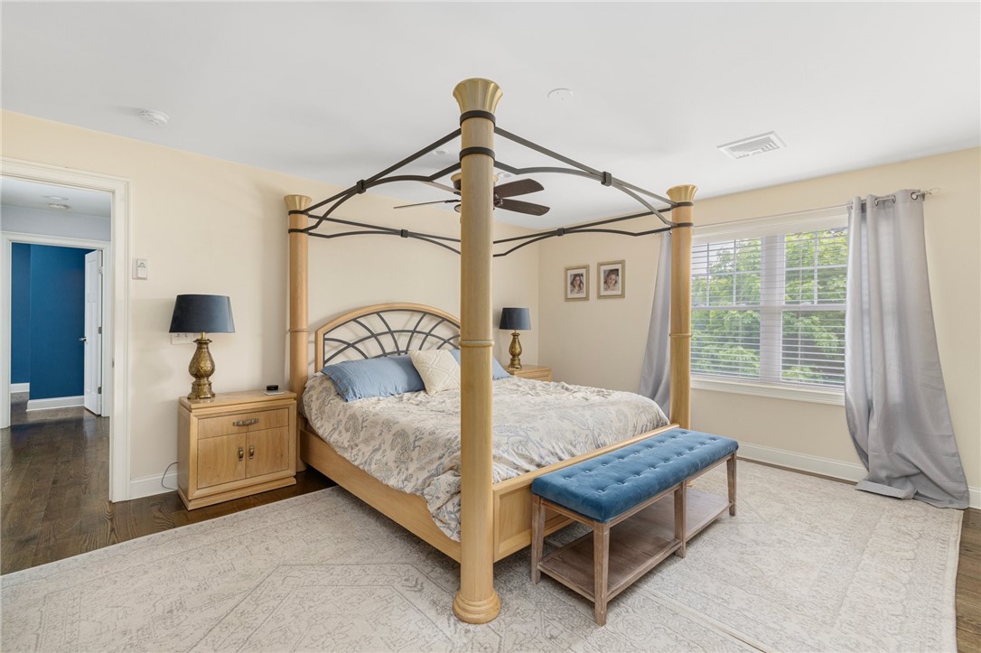 229 Narragansett Parkway